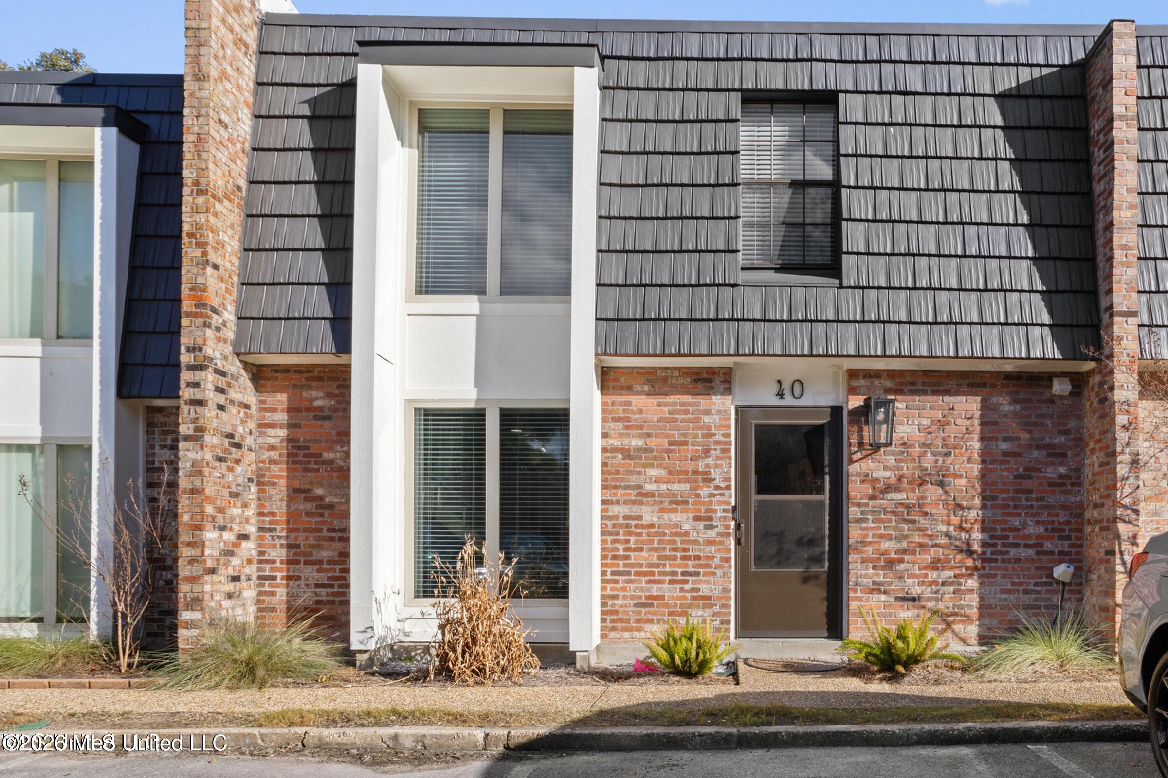 527 Front Beach Drive, 40