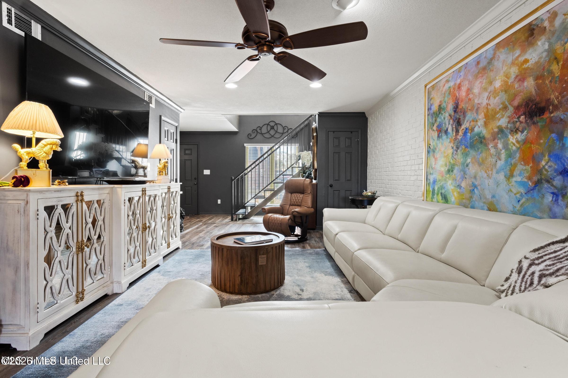 527 Front Beach Drive, 40