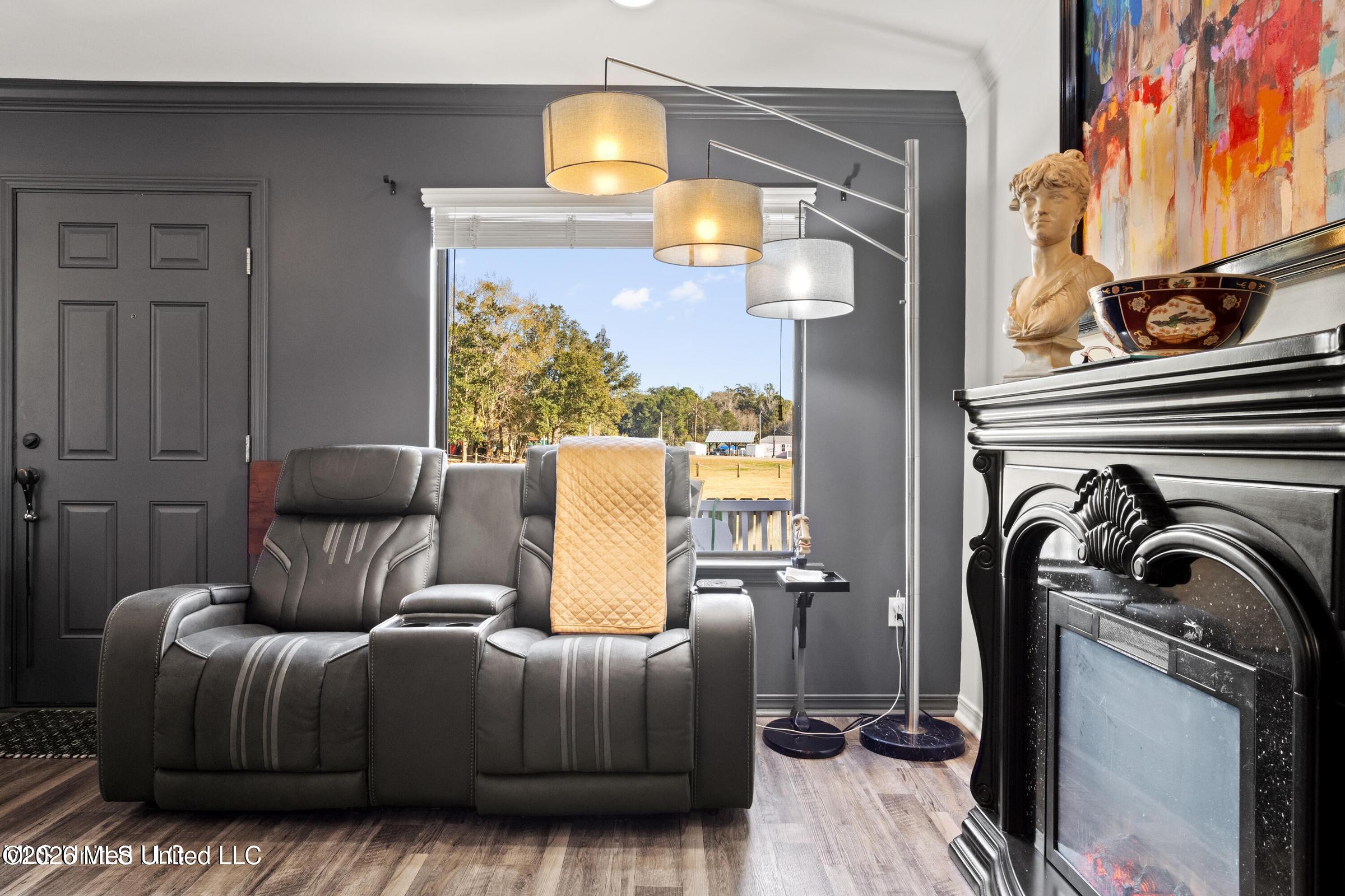 527 Front Beach Drive, 40