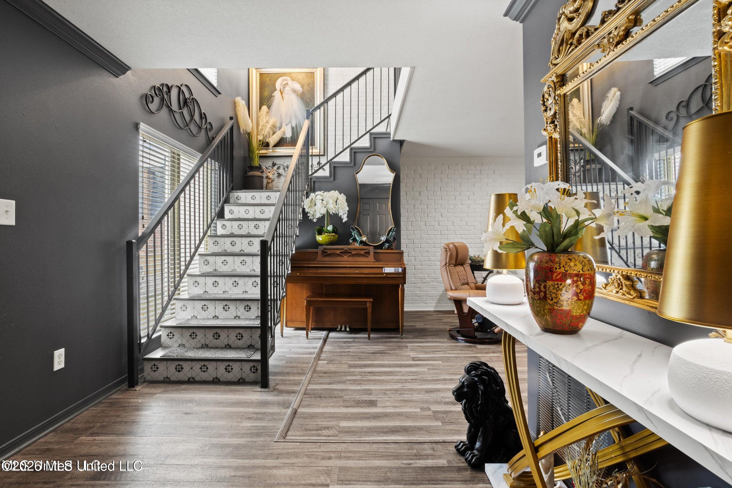 527 Front Beach Drive, 40