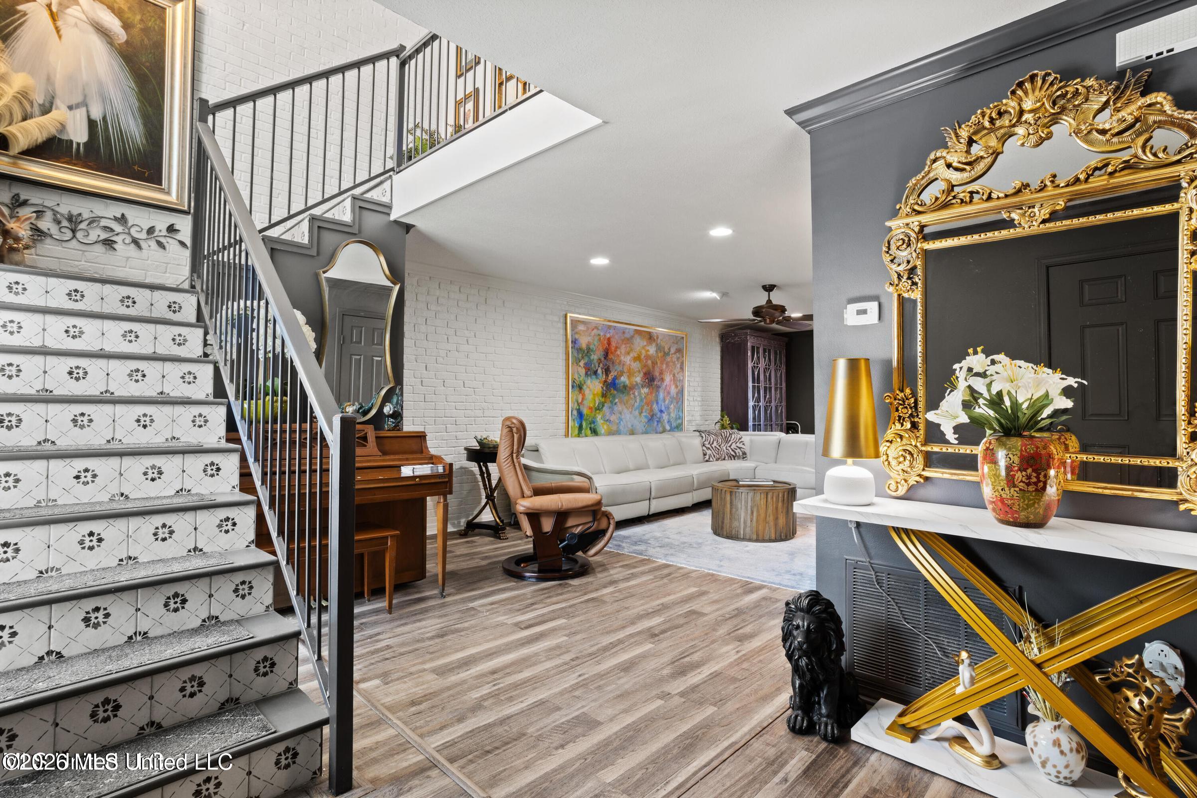 527 Front Beach Drive, 40