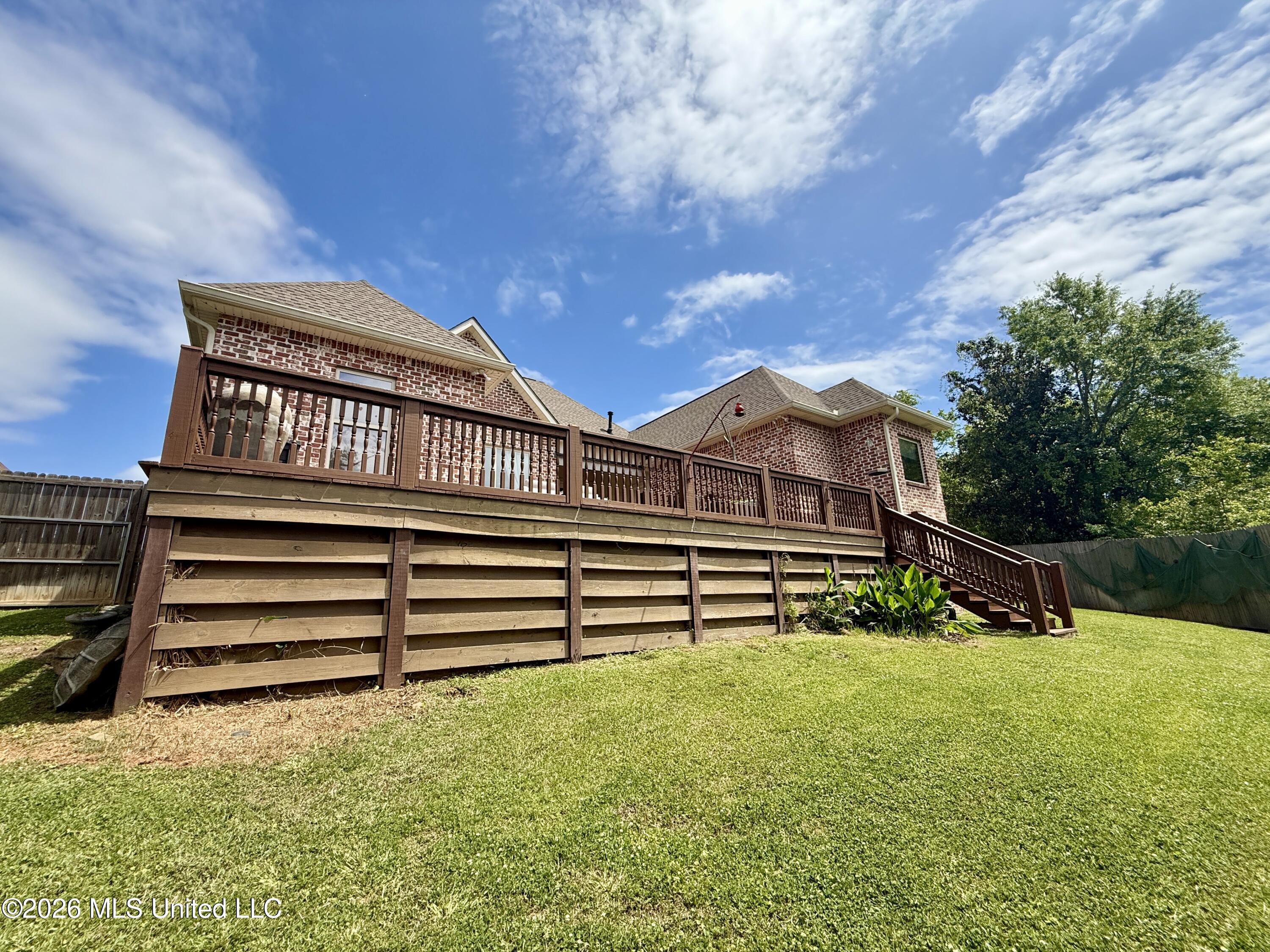 717 Clover Place