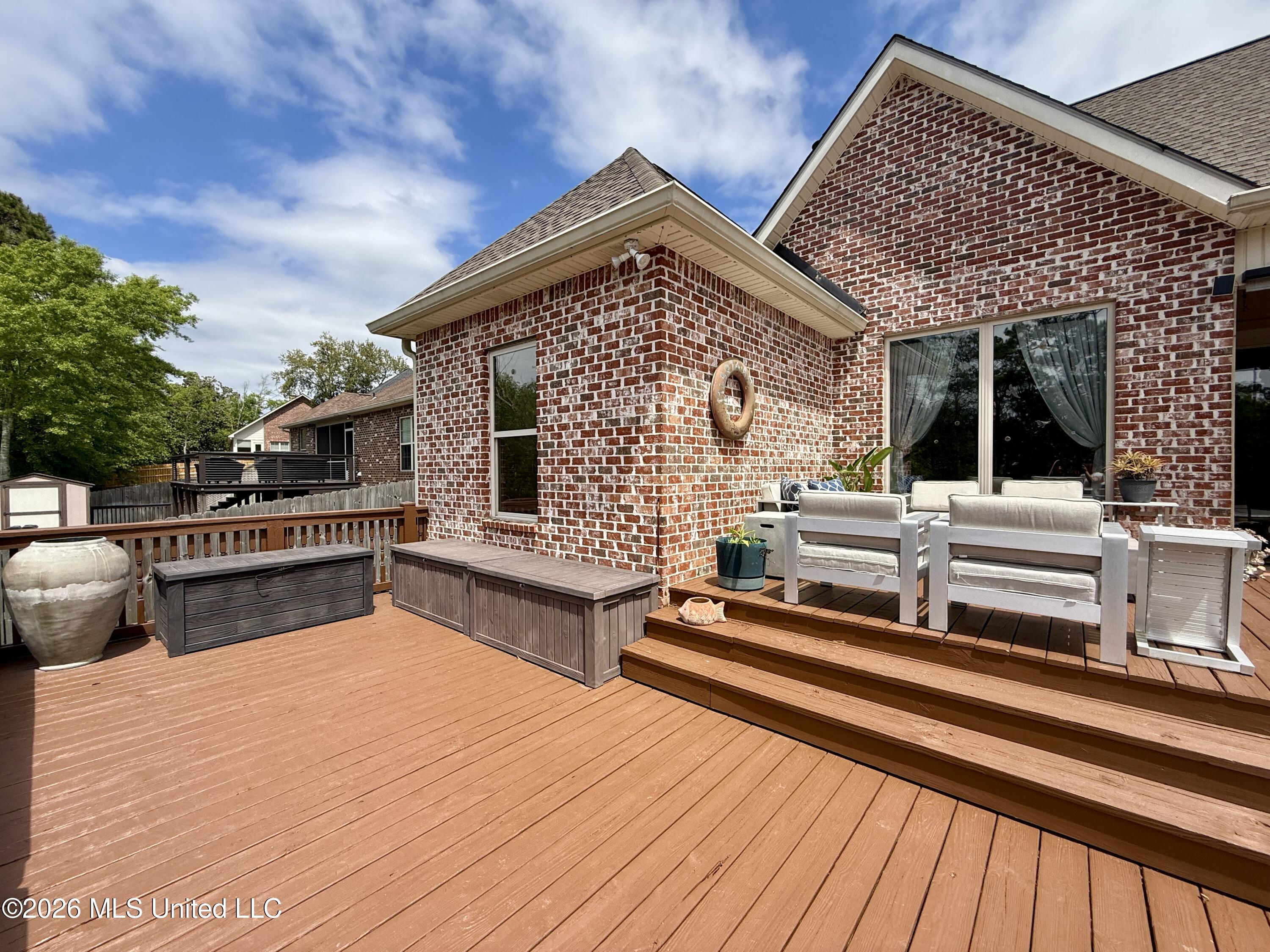717 Clover Place