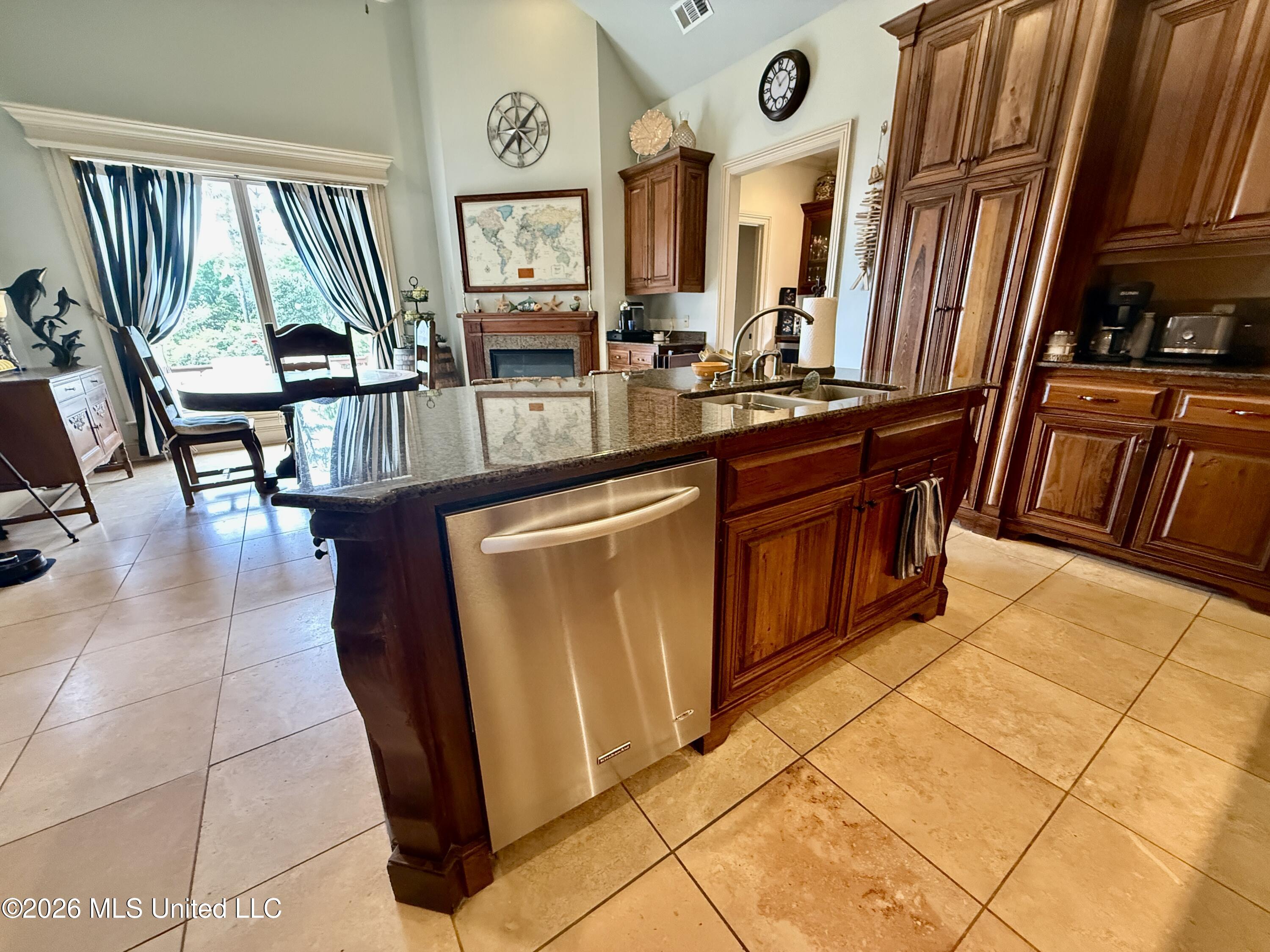 717 Clover Place