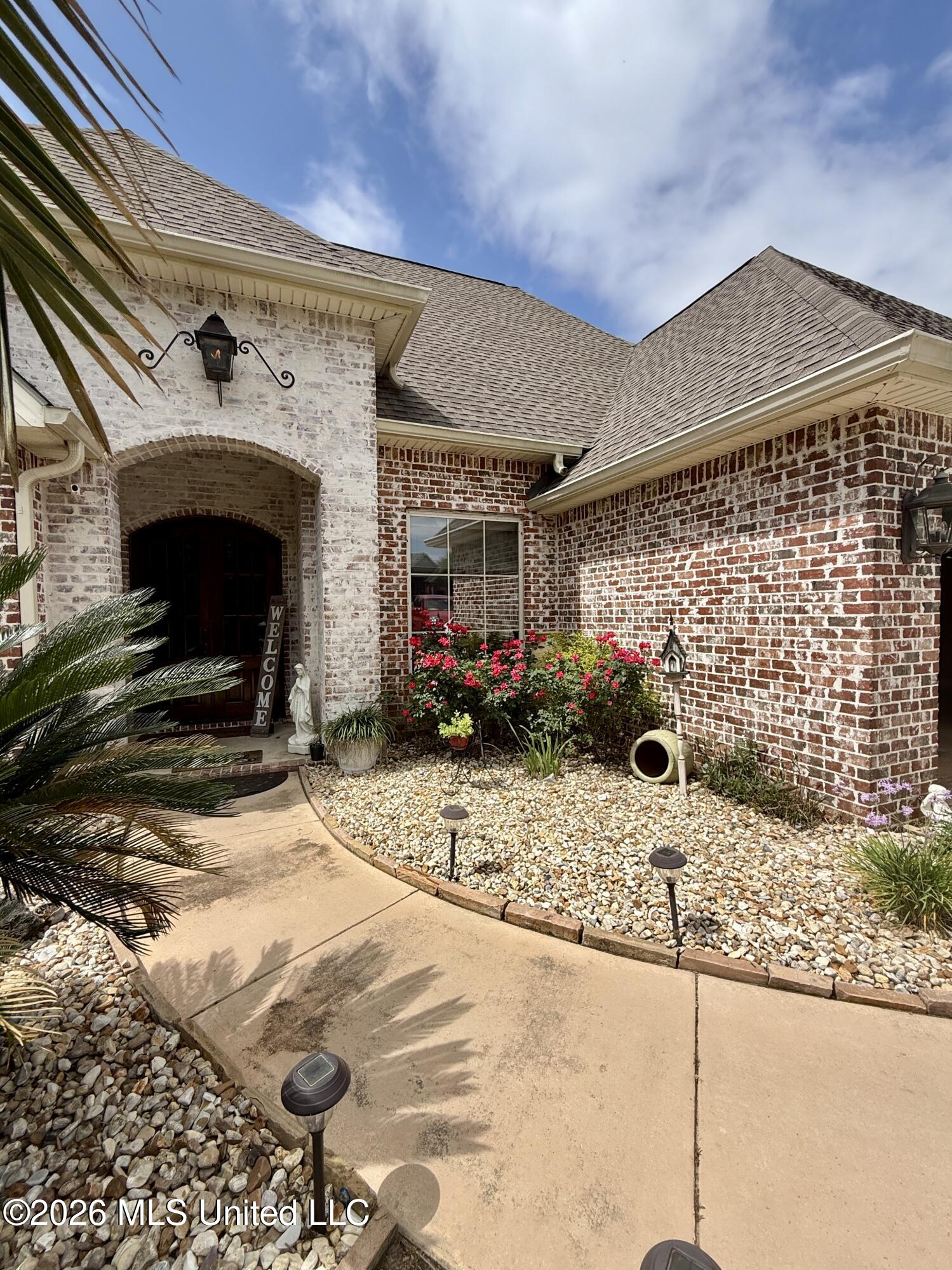 717 Clover Place