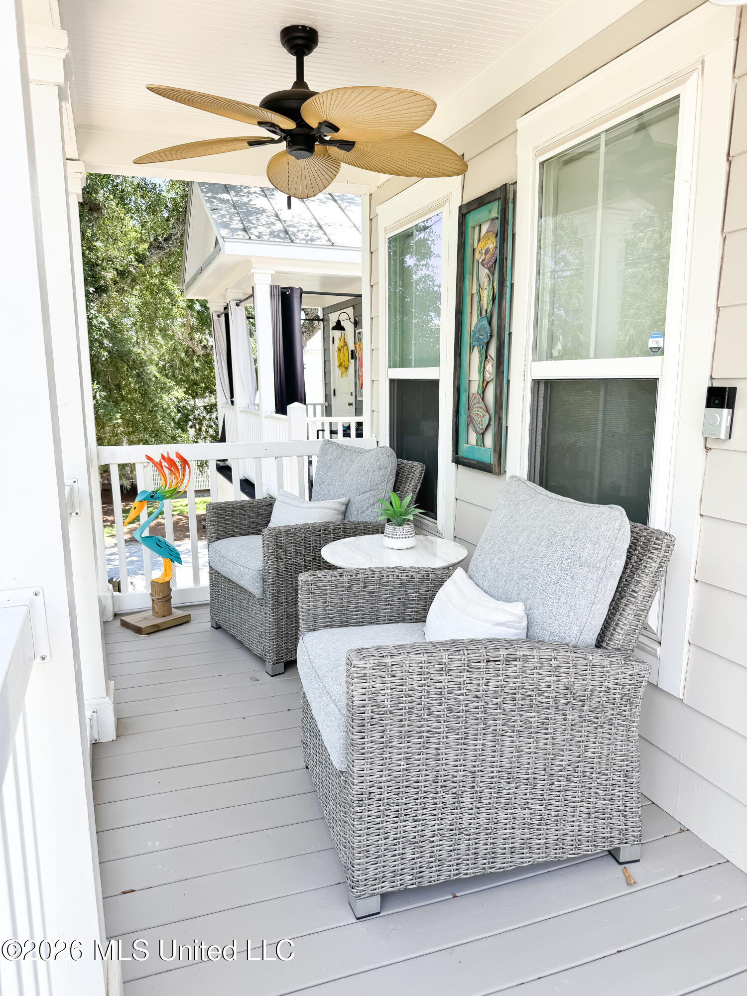 215 E 2nd Street, 34a