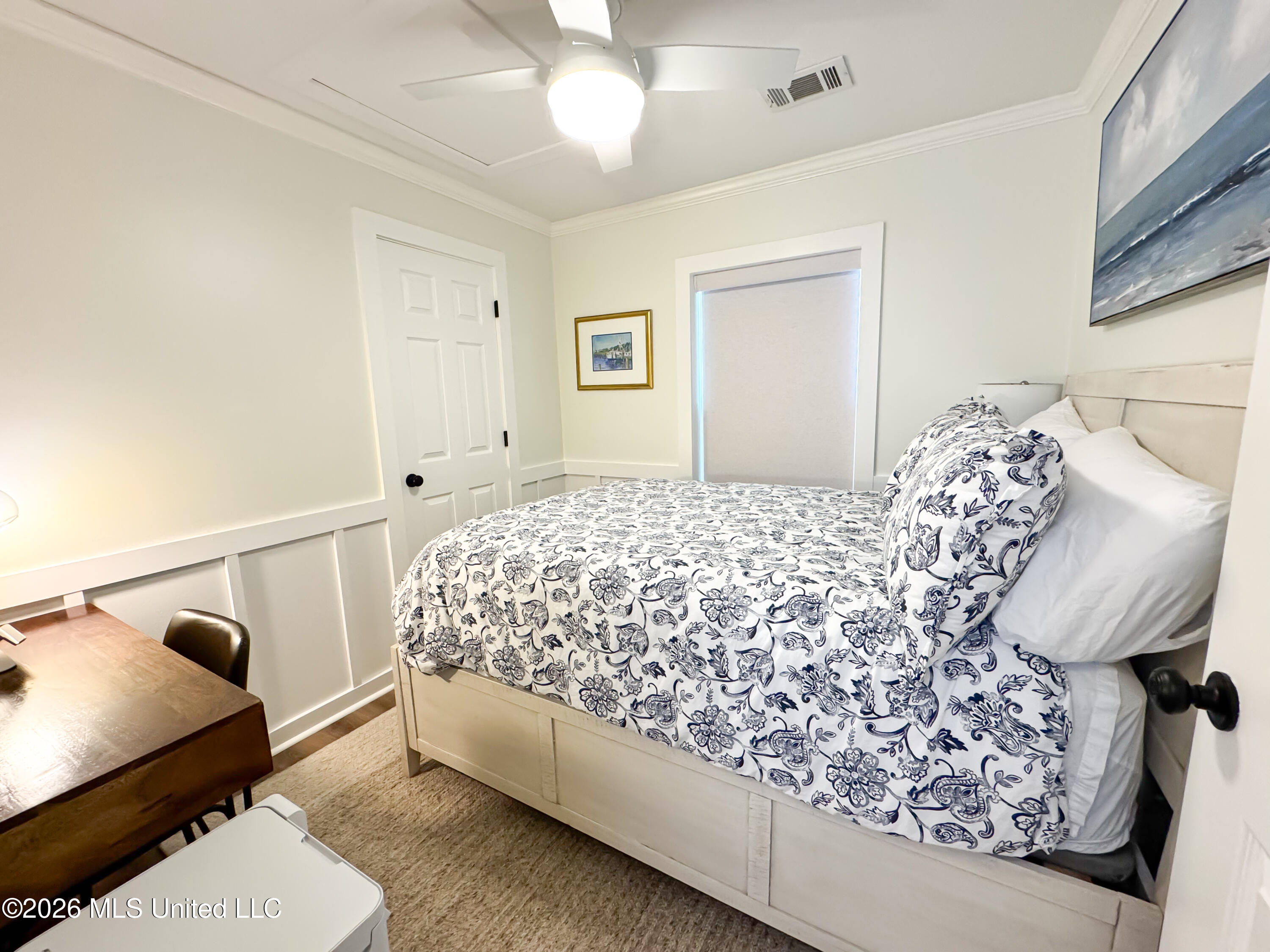 215 E 2nd Street, 34a