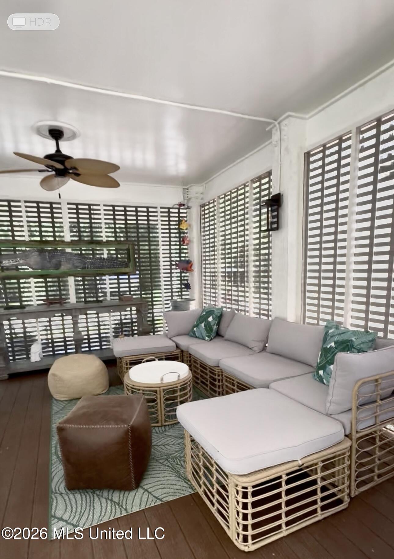 215 E 2nd Street, 34a