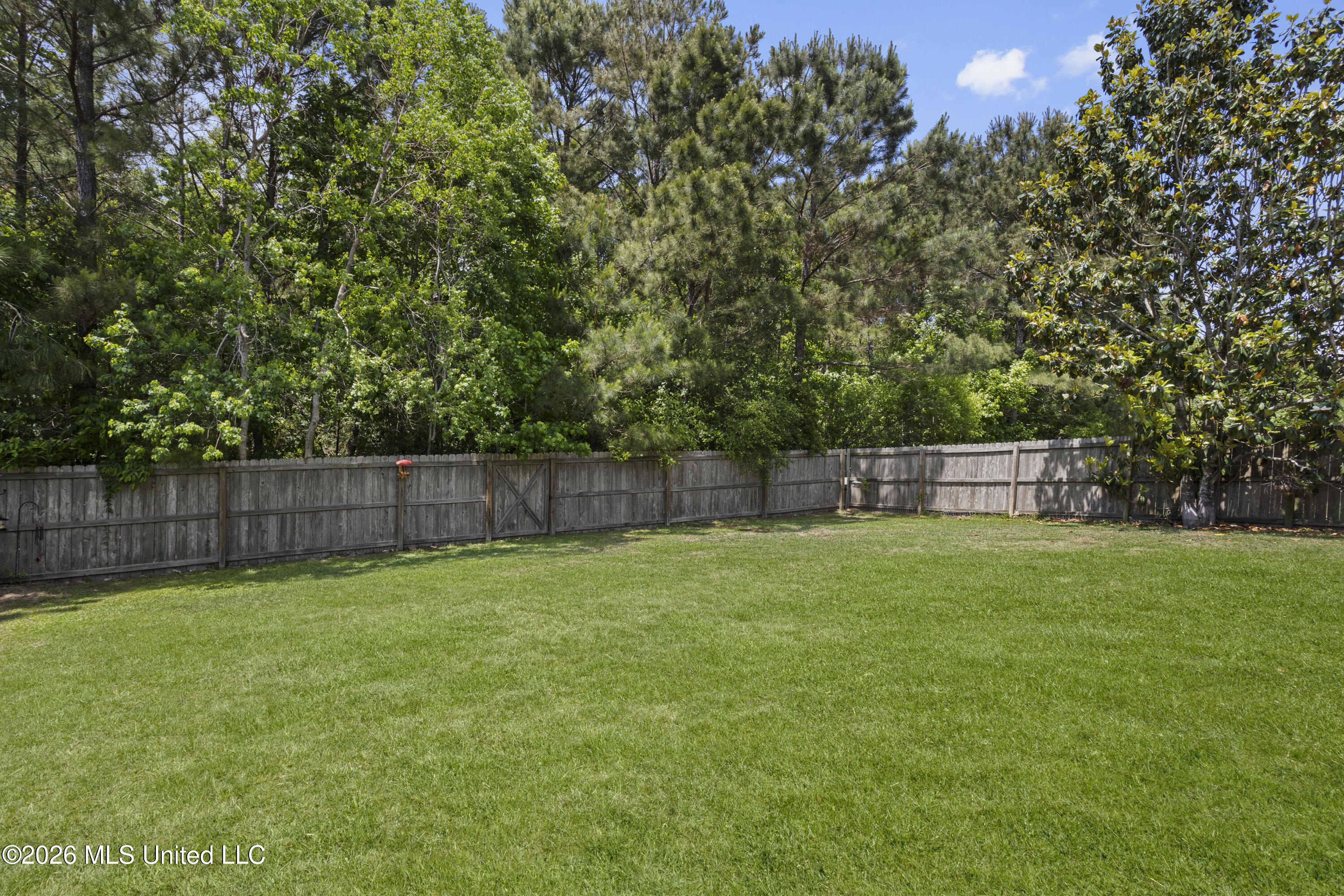 892 Reunion Pl Circle