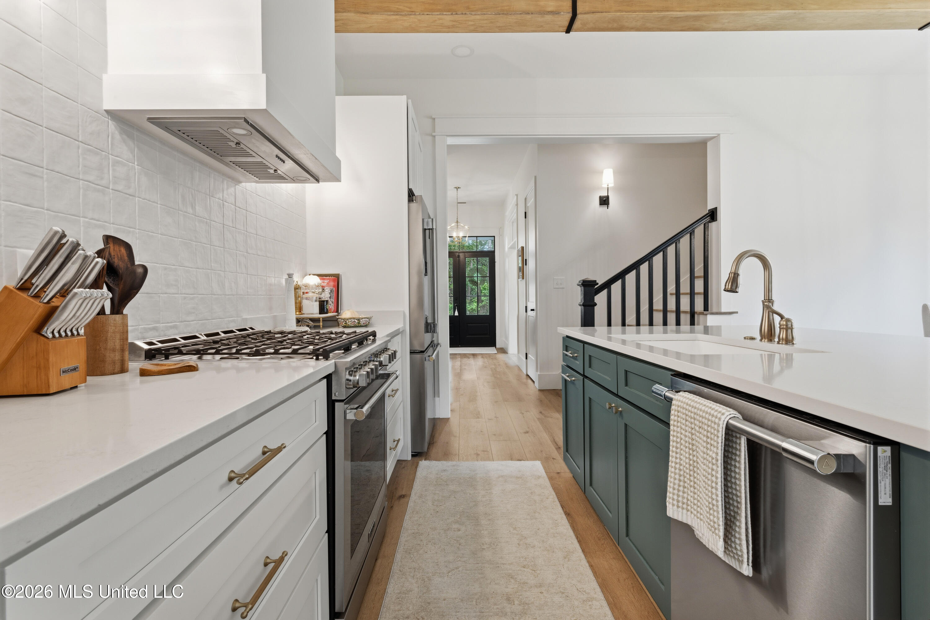 8068 Ocean Springs Road