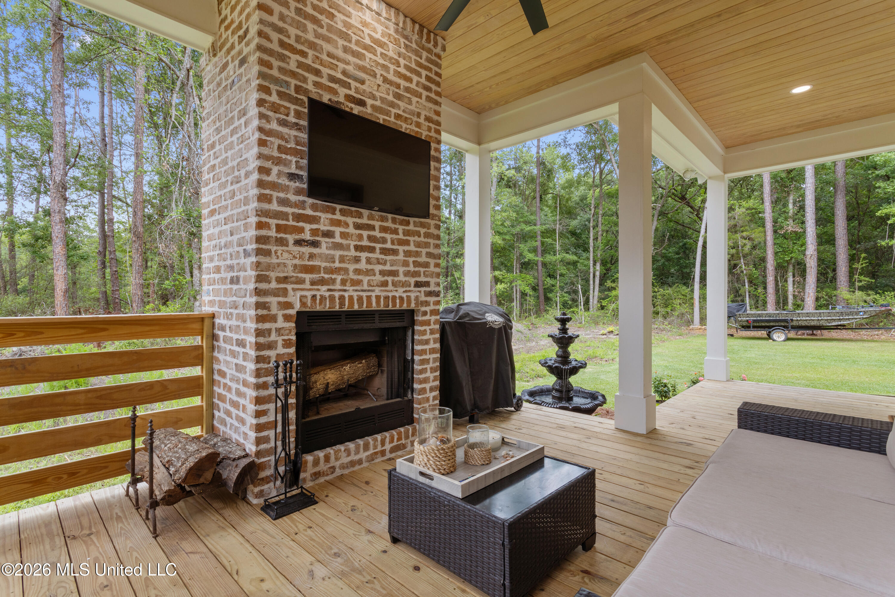 8068 Ocean Springs Road