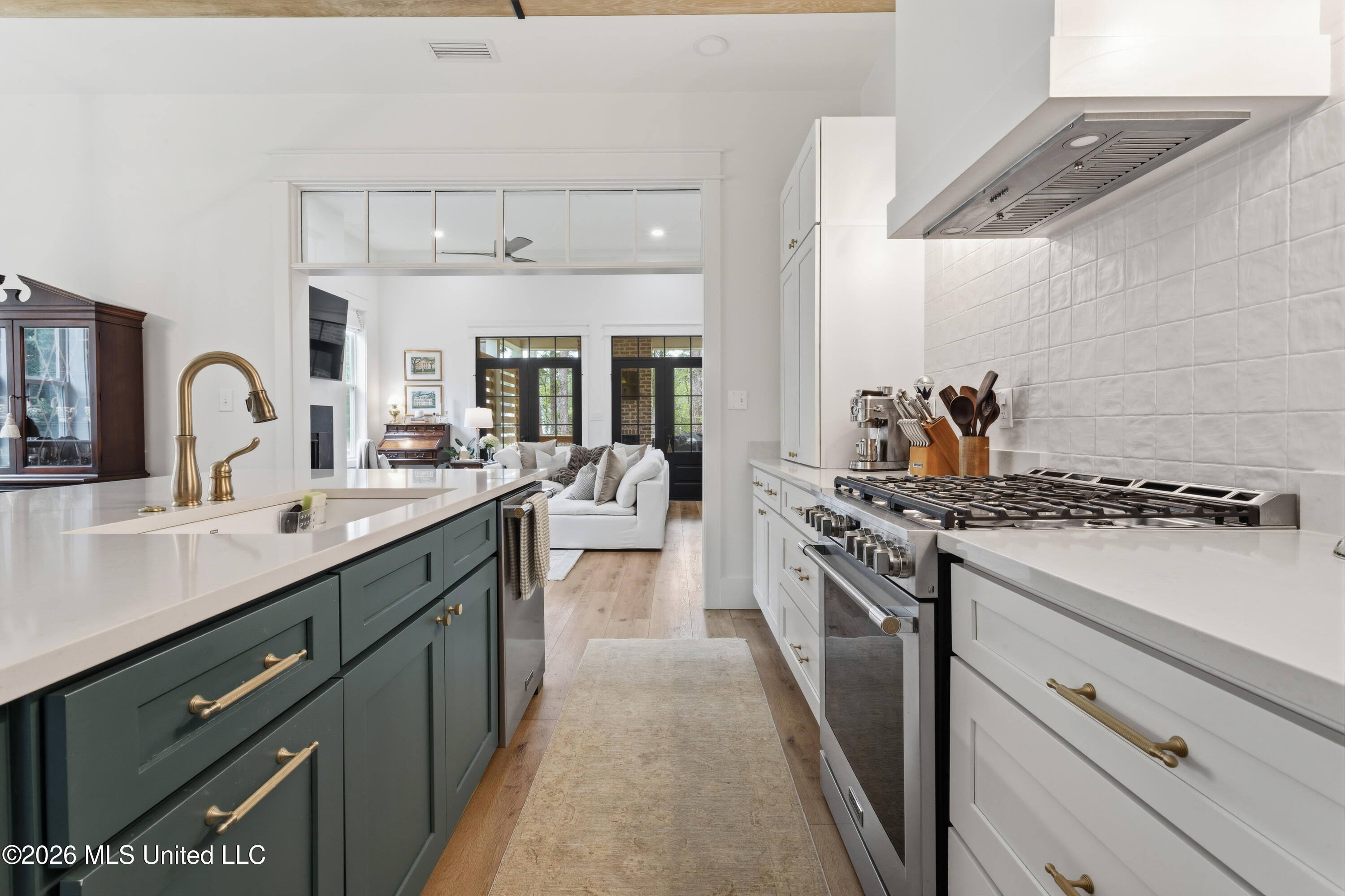 8068 Ocean Springs Road