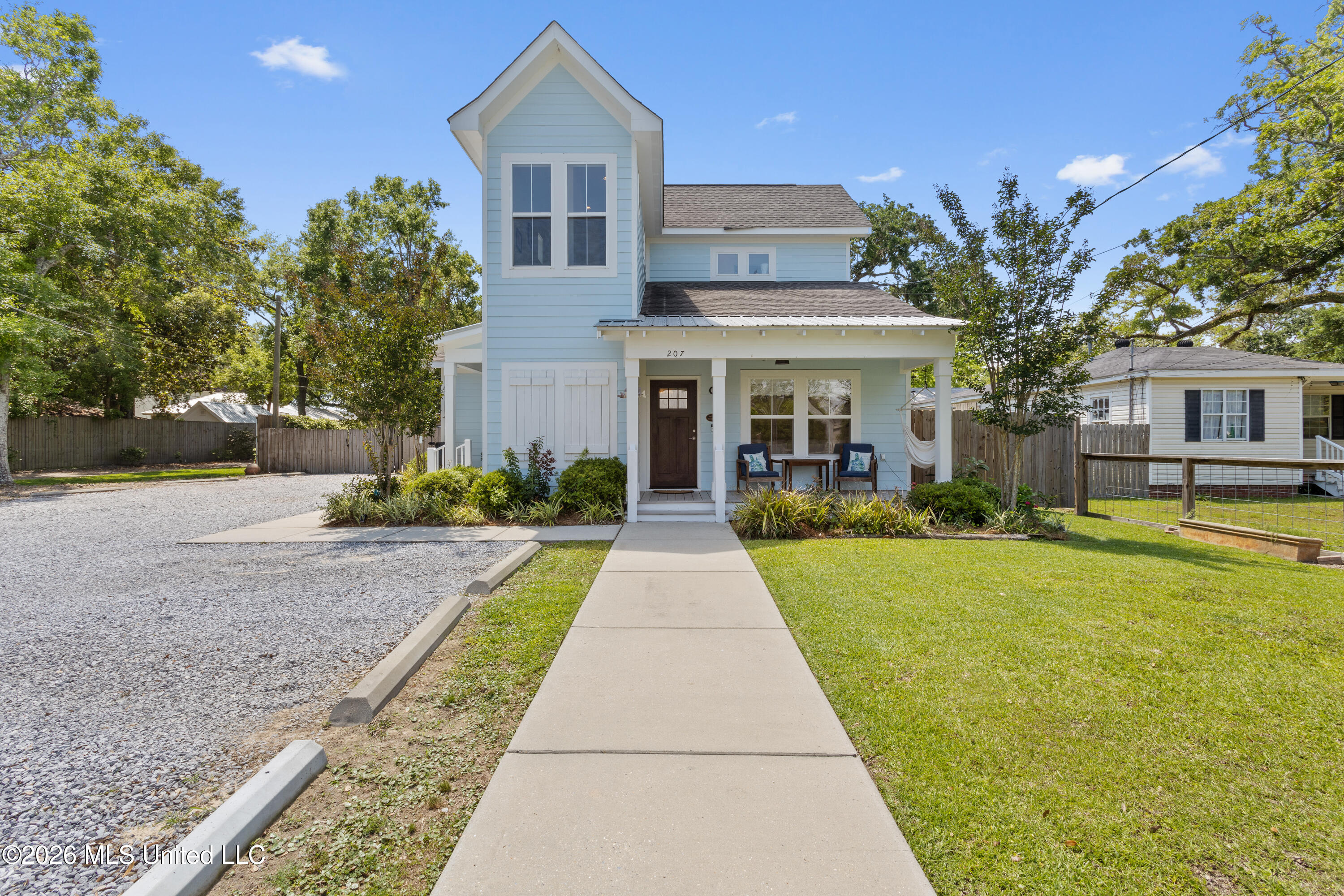 207 Dewey Avenue