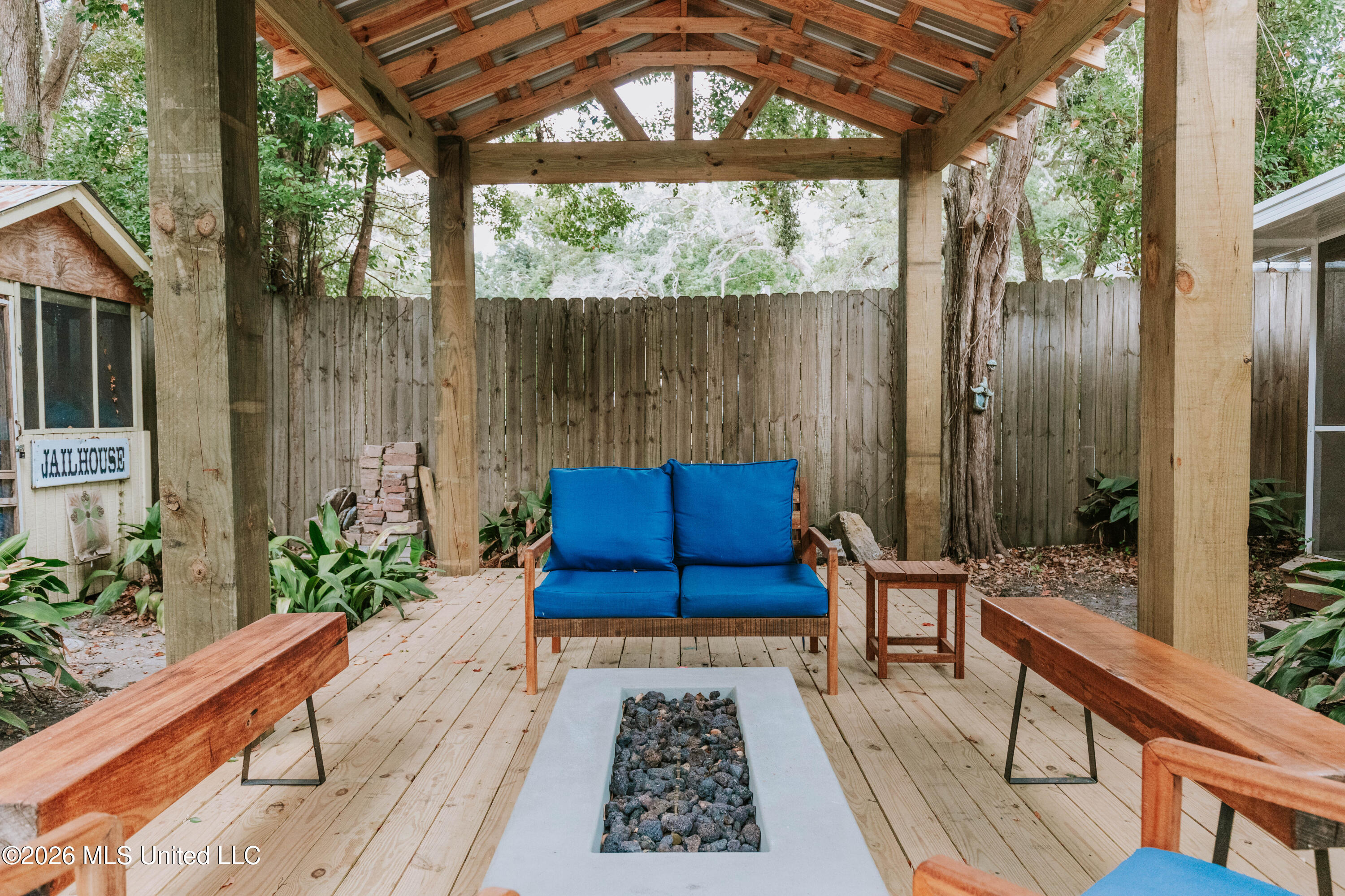 207 Dewey Avenue