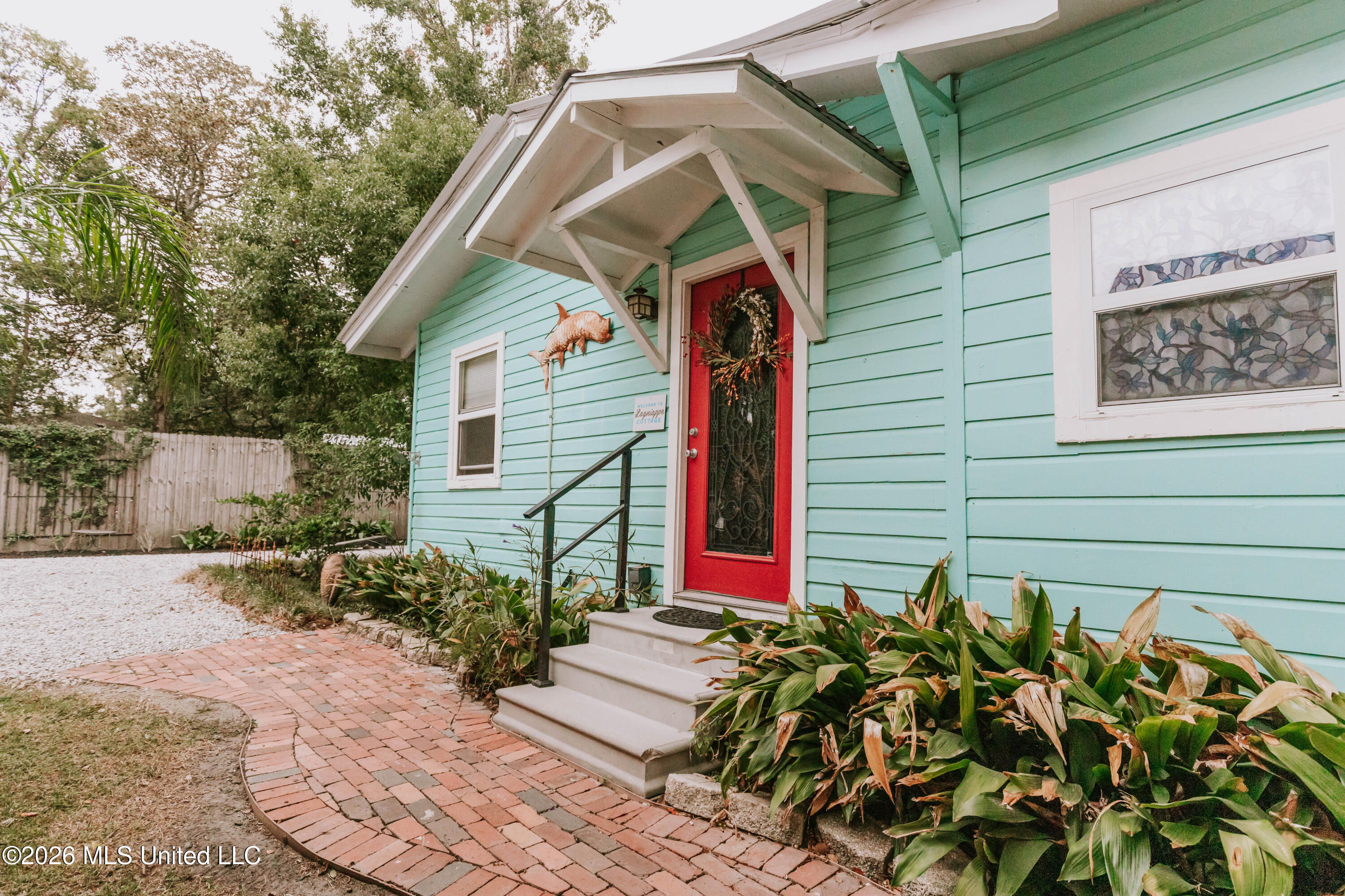 207 Dewey Avenue