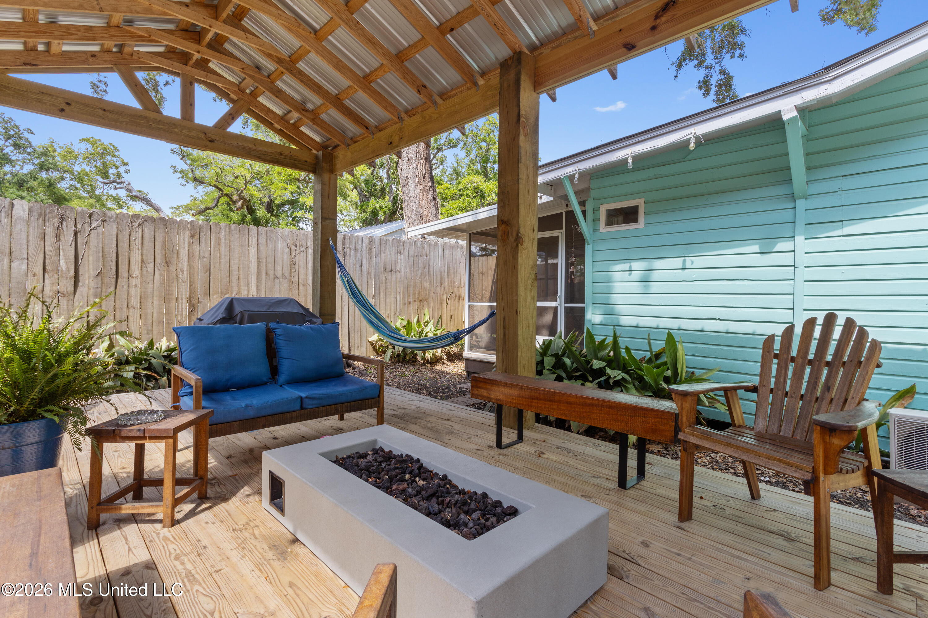 207 Dewey Avenue