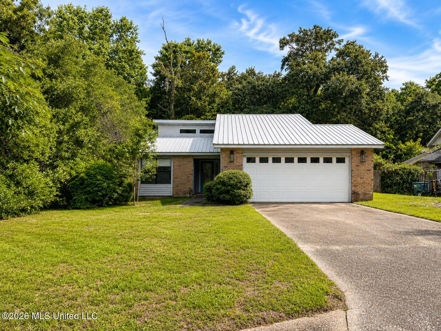3119 Breezy Hill Lane