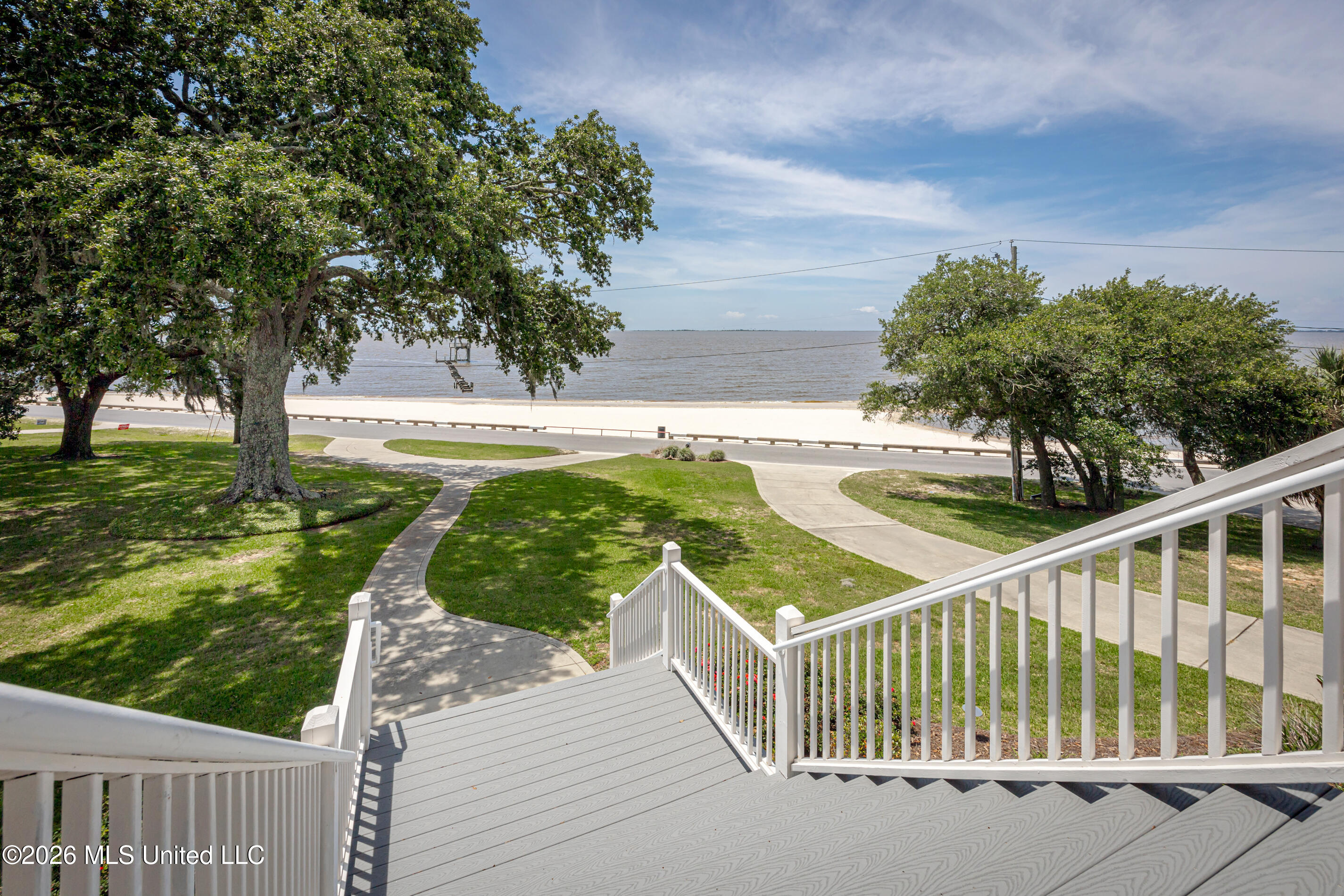 419 E Beach Drive