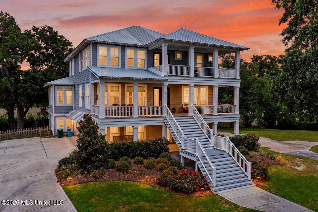 419 E Beach Drive