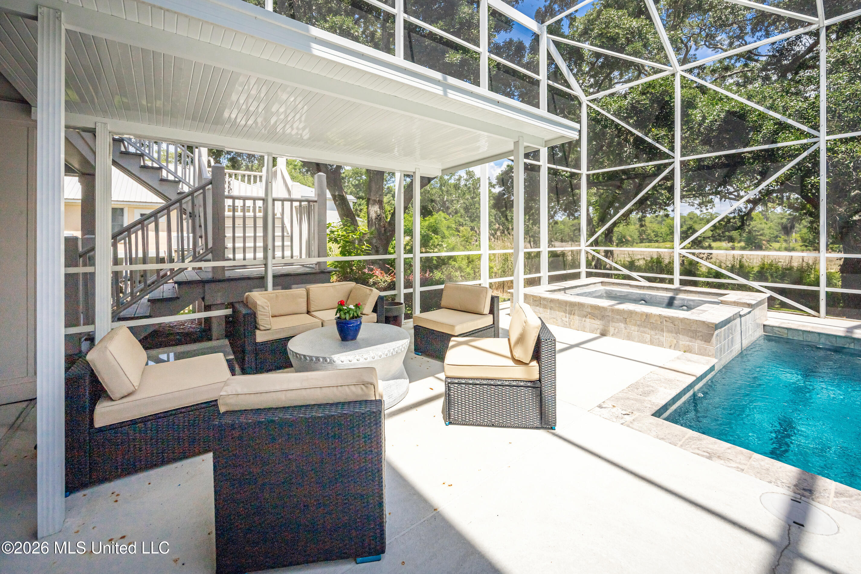 419 E Beach Drive