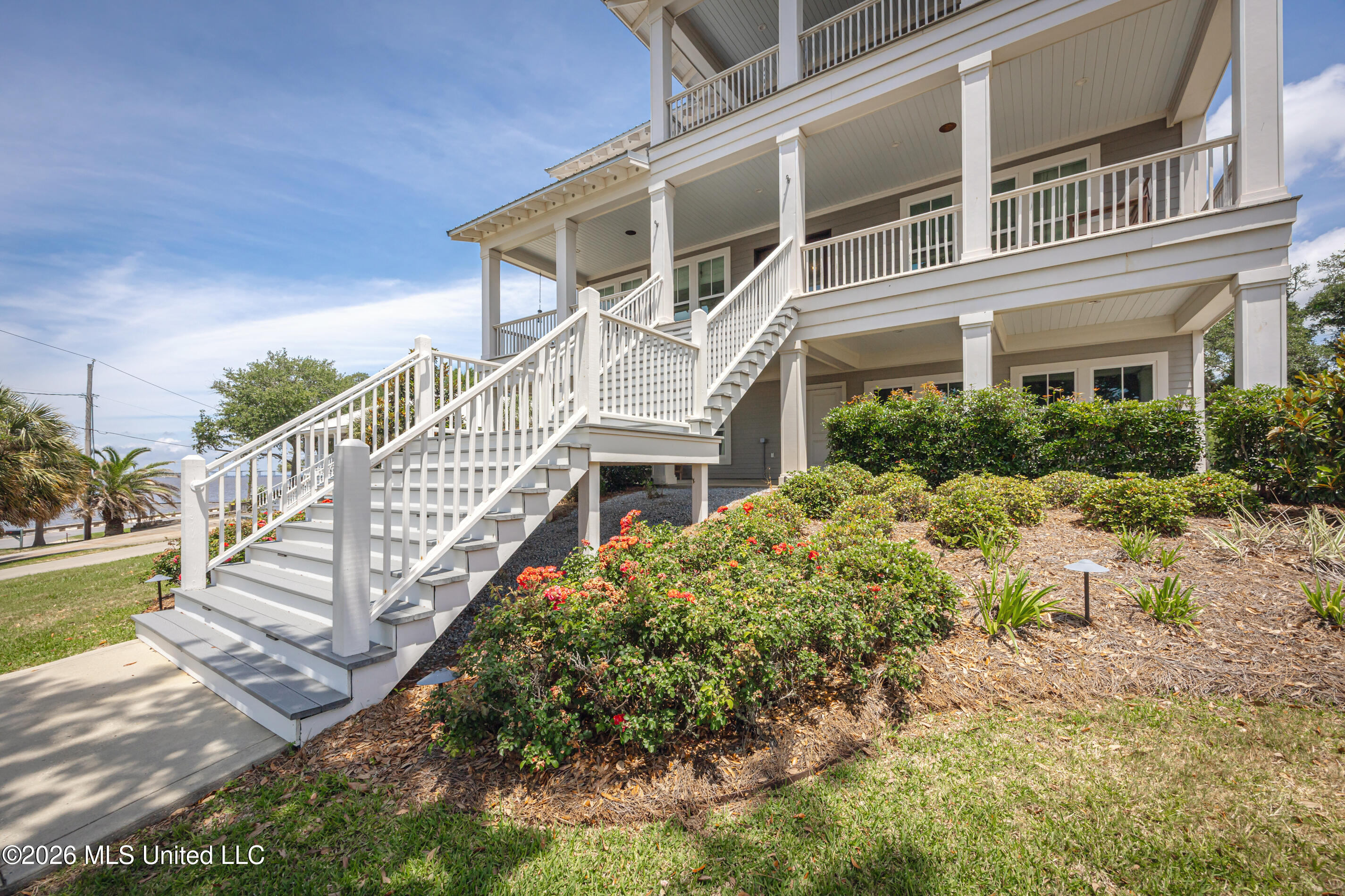419 E Beach Drive