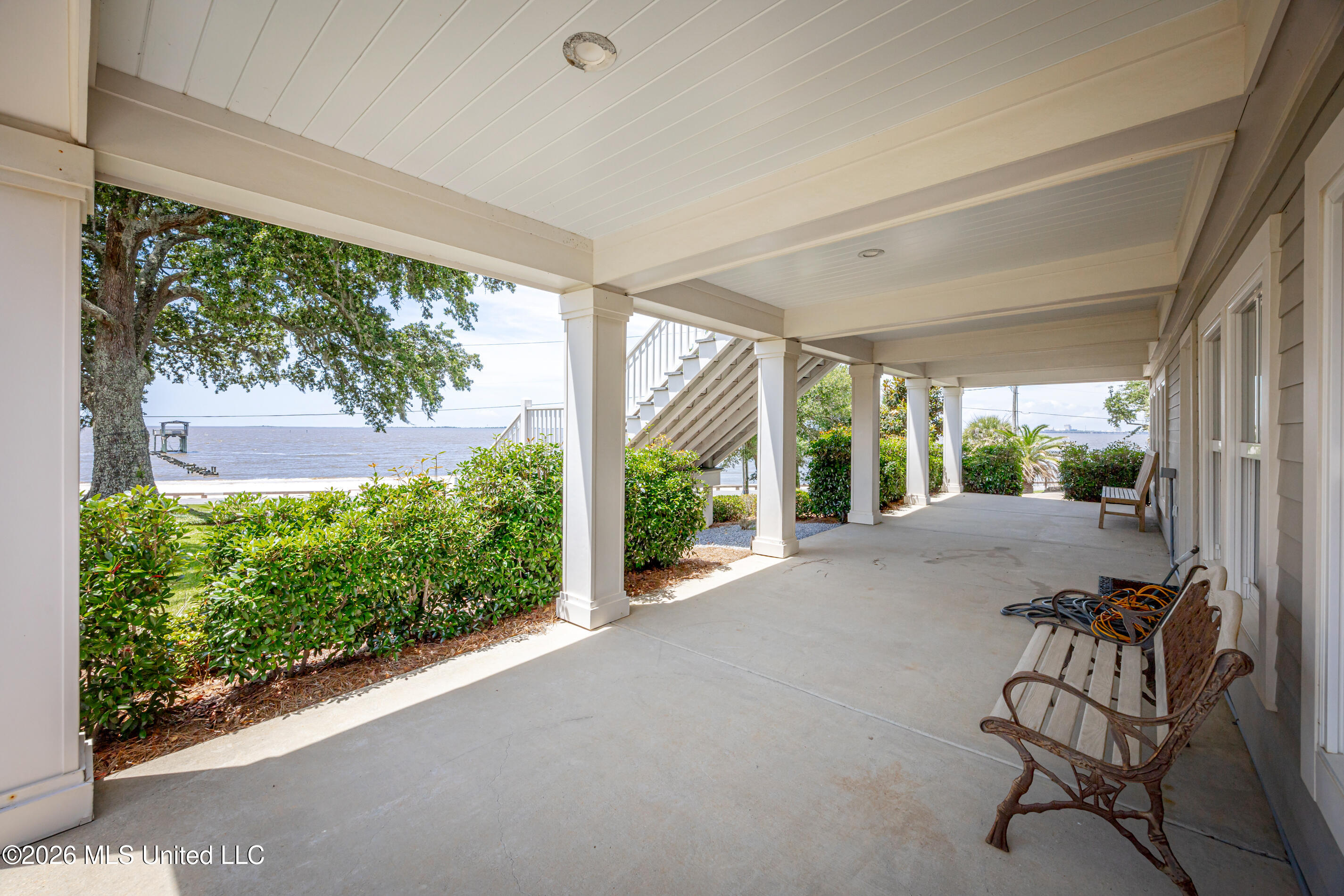 419 E Beach Drive