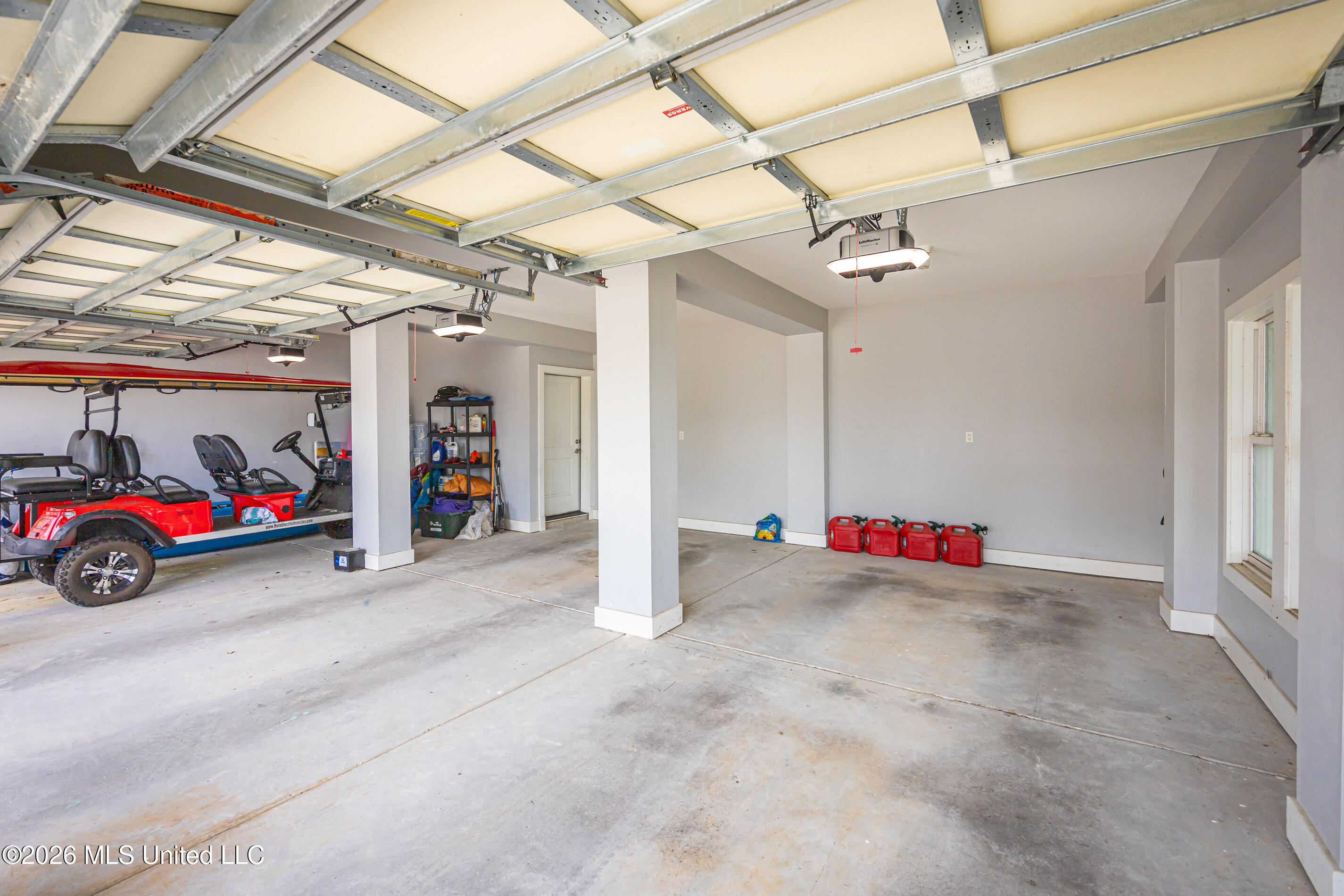 419 E Beach Drive