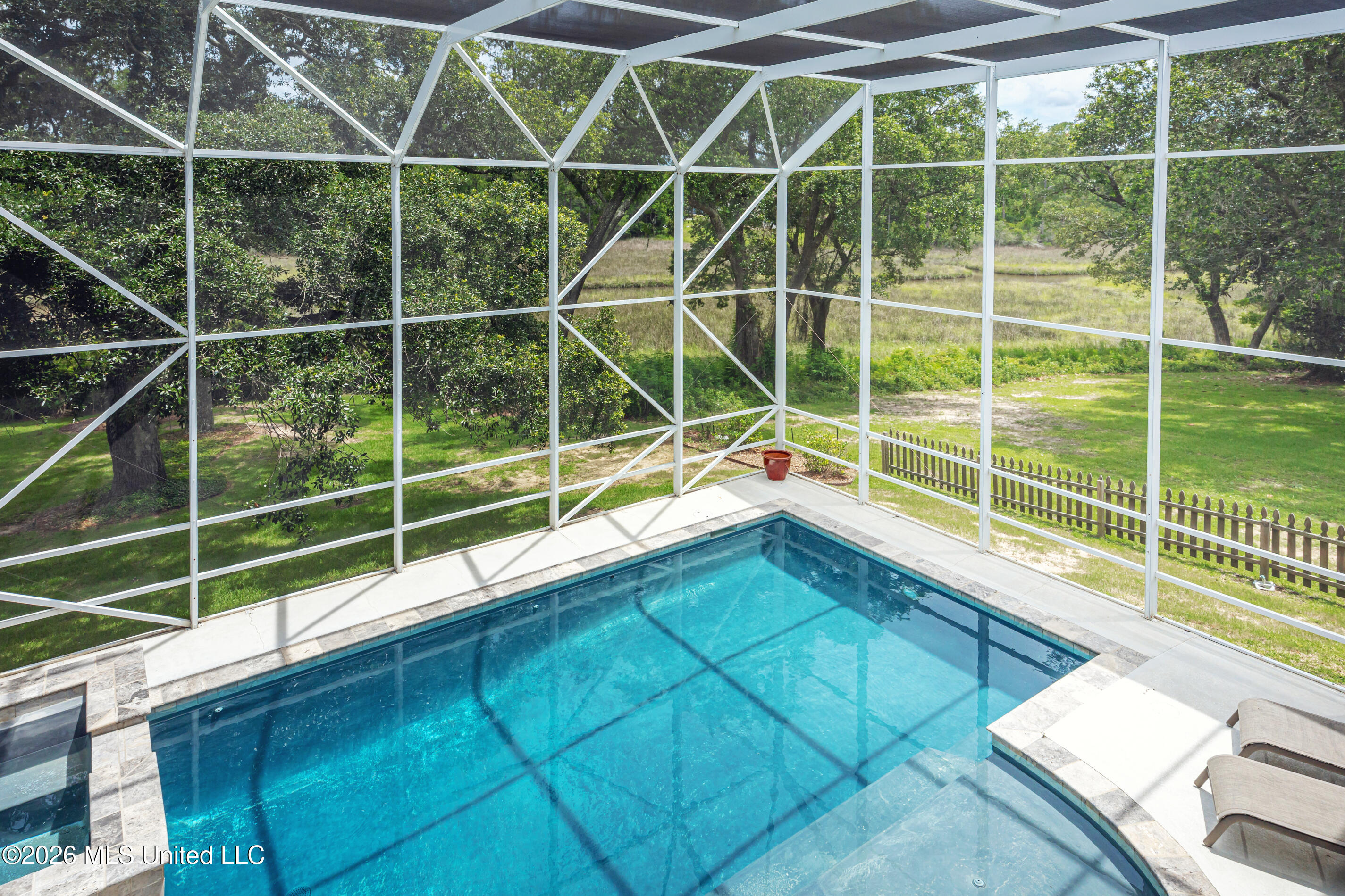 419 E Beach Drive