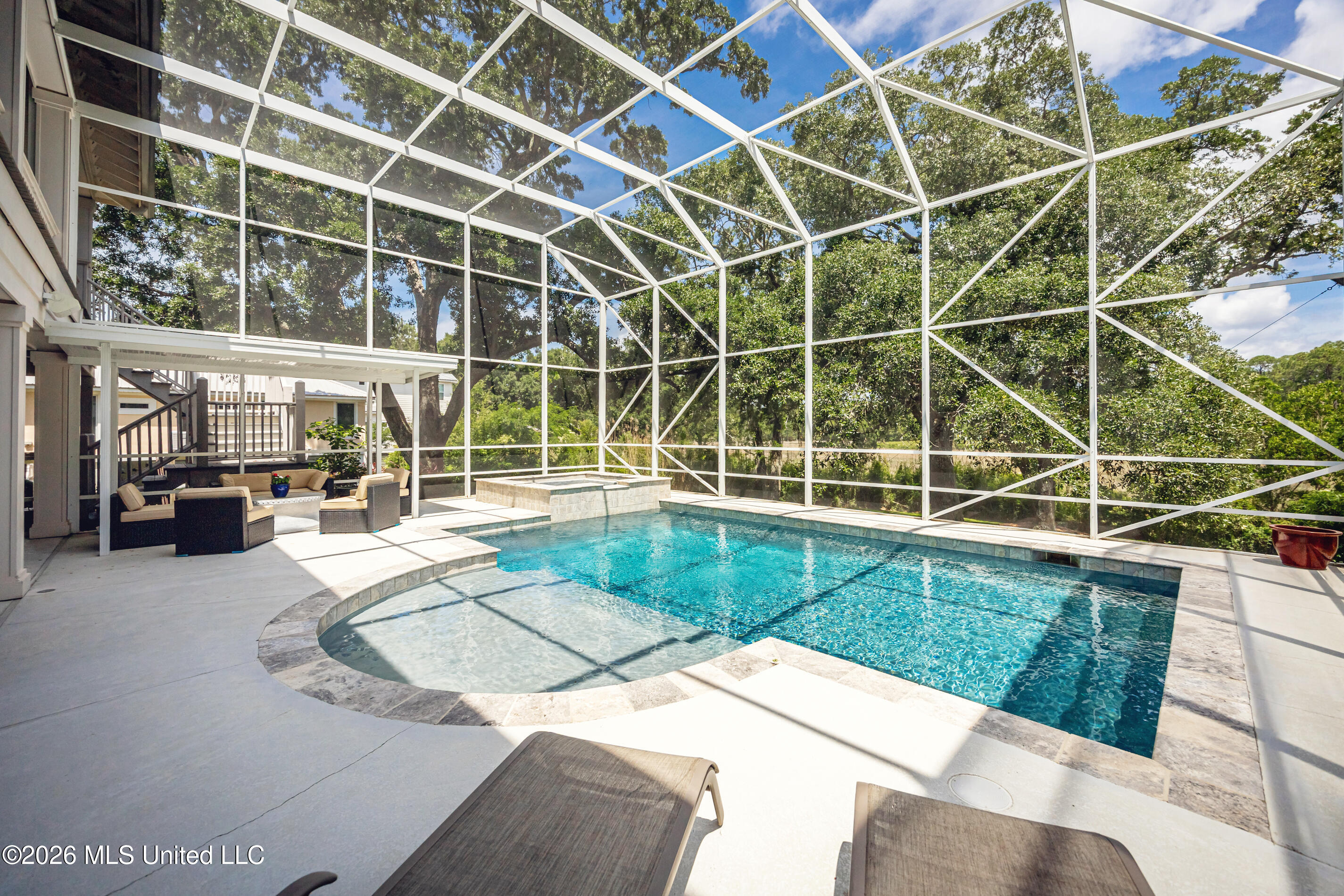 419 E Beach Drive