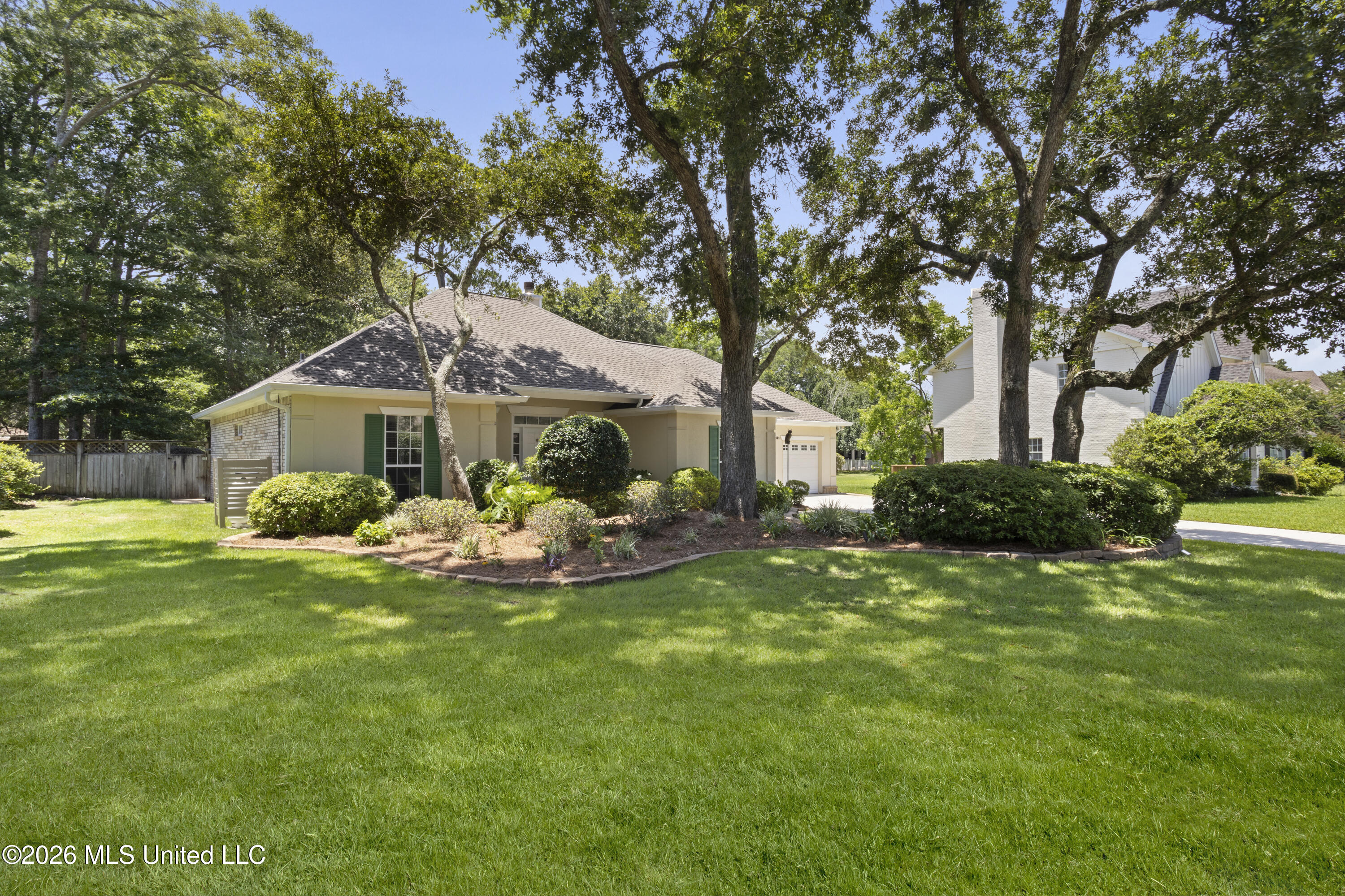 3841 Chaumont Circle