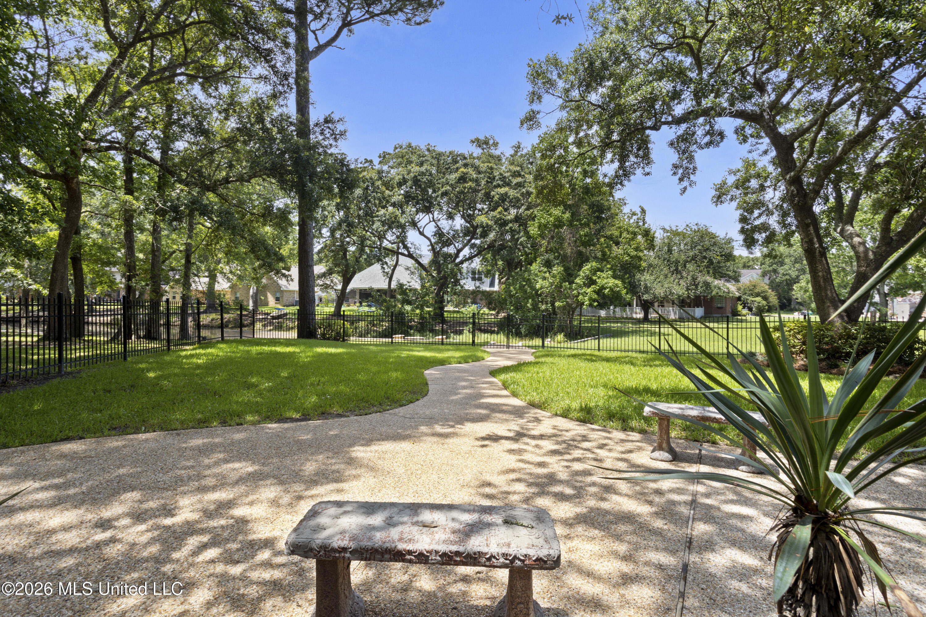 3841 Chaumont Circle