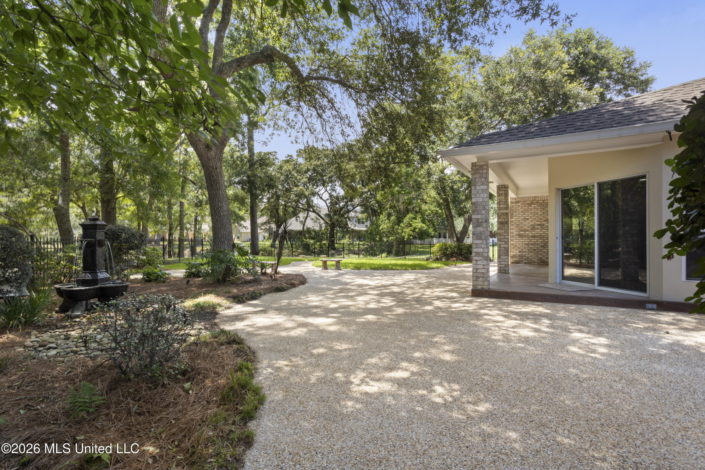3841 Chaumont Circle