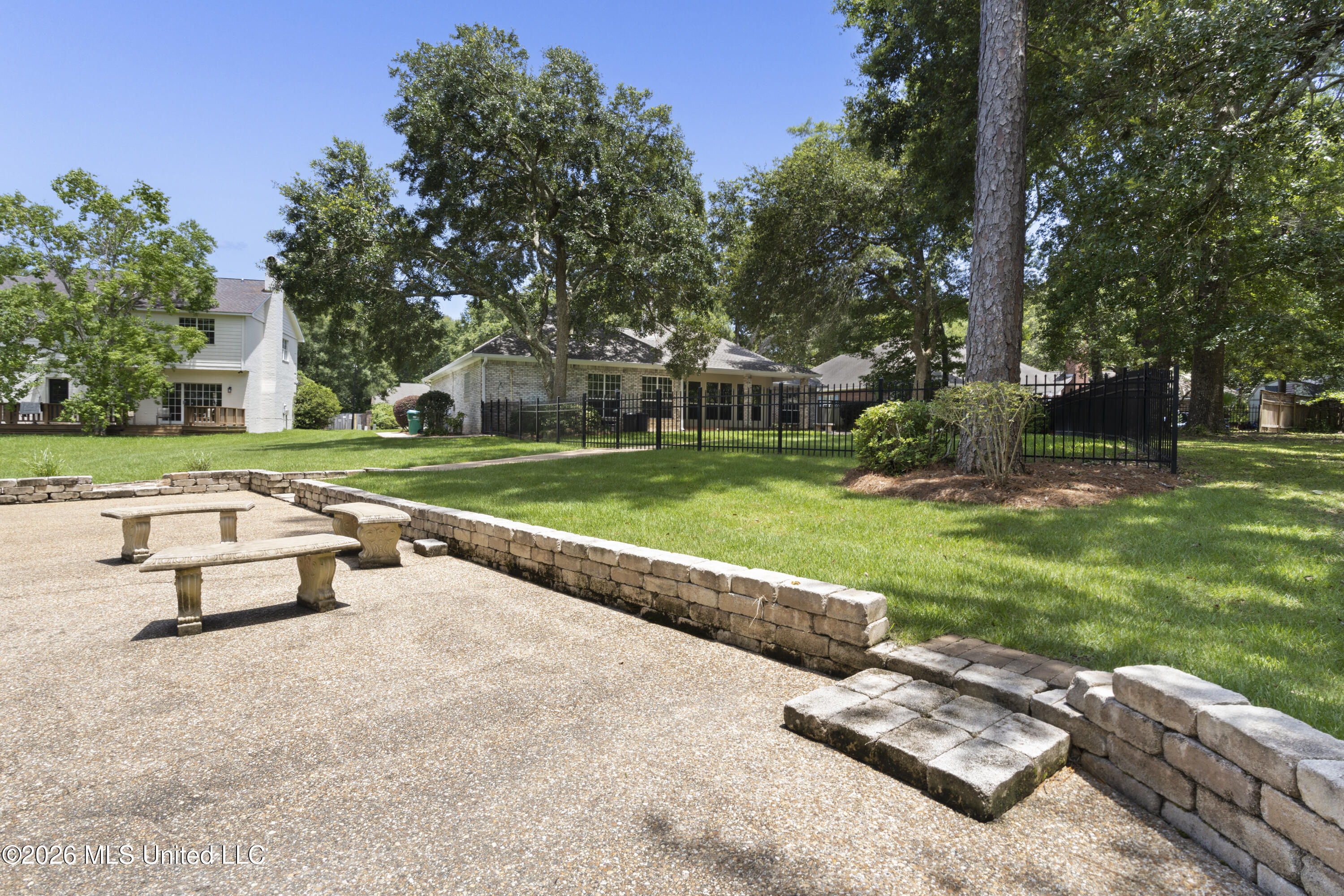 3841 Chaumont Circle