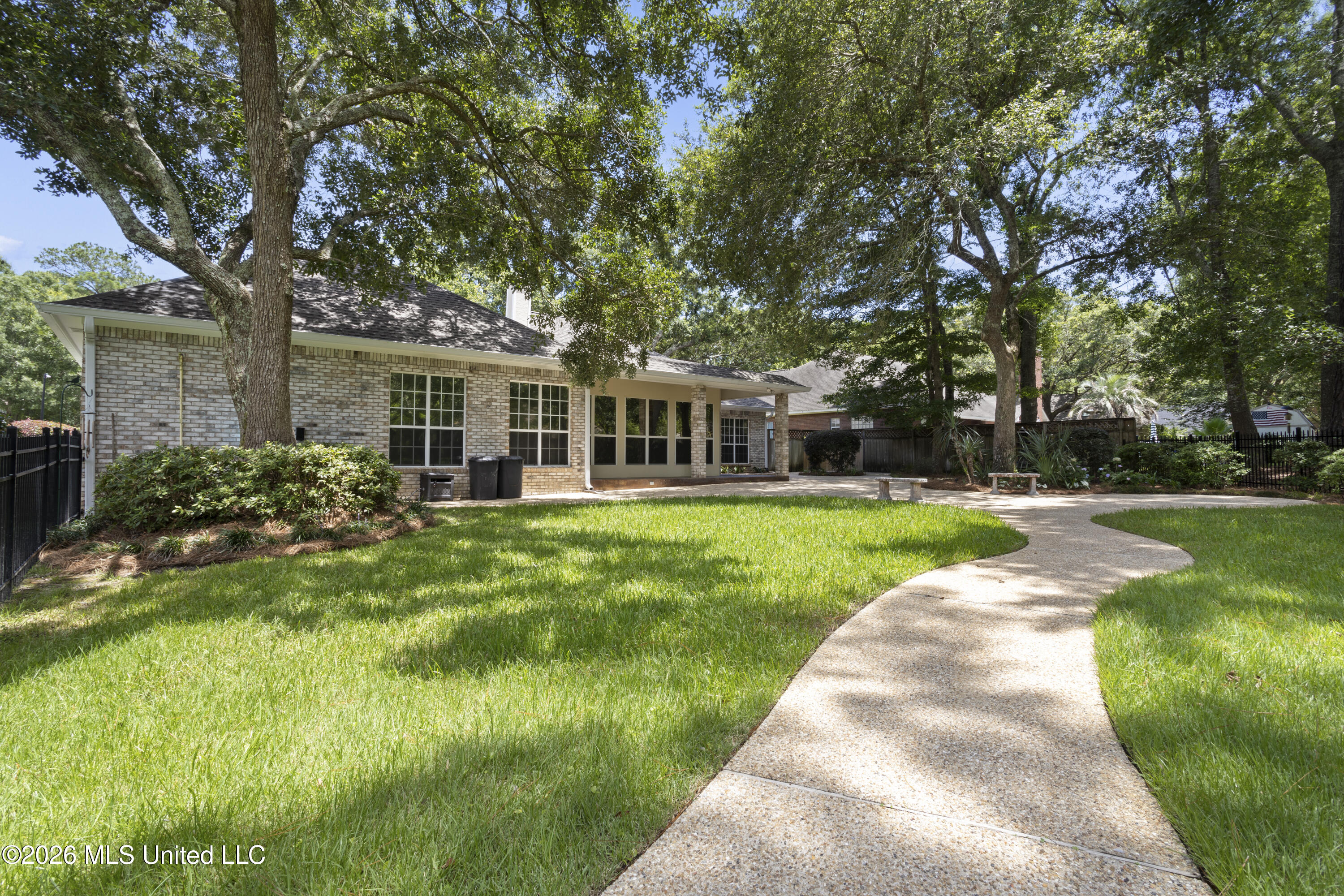 3841 Chaumont Circle