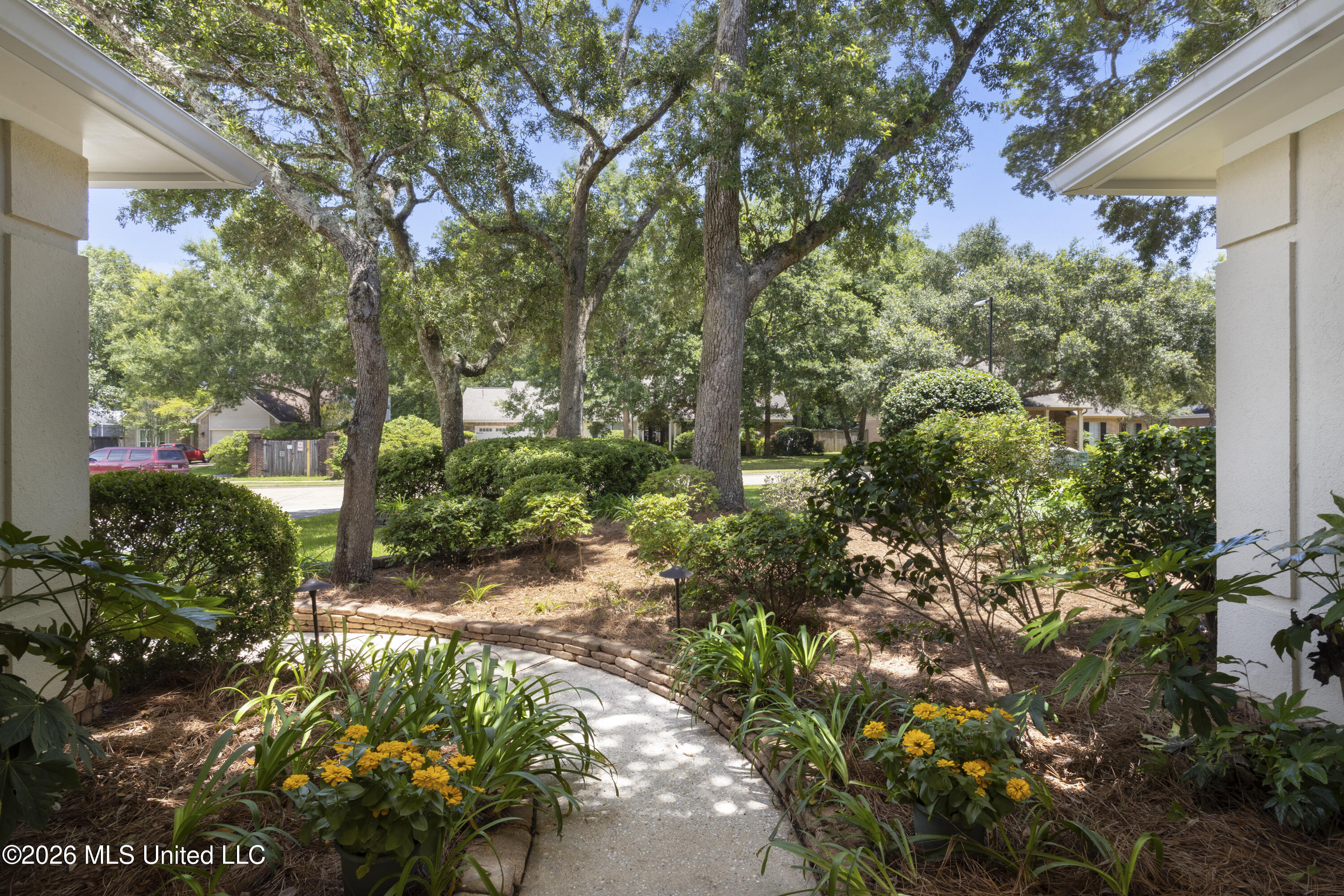 3841 Chaumont Circle