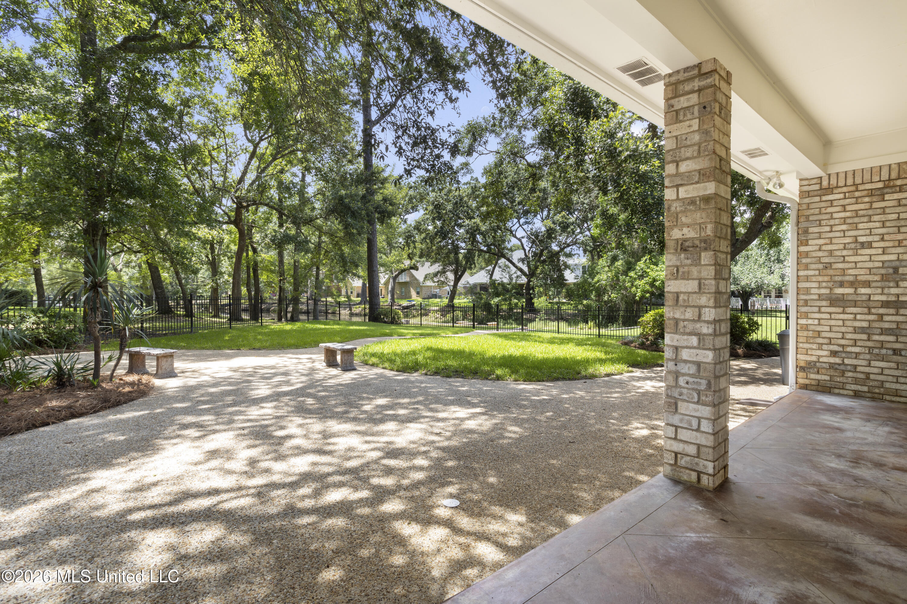 3841 Chaumont Circle