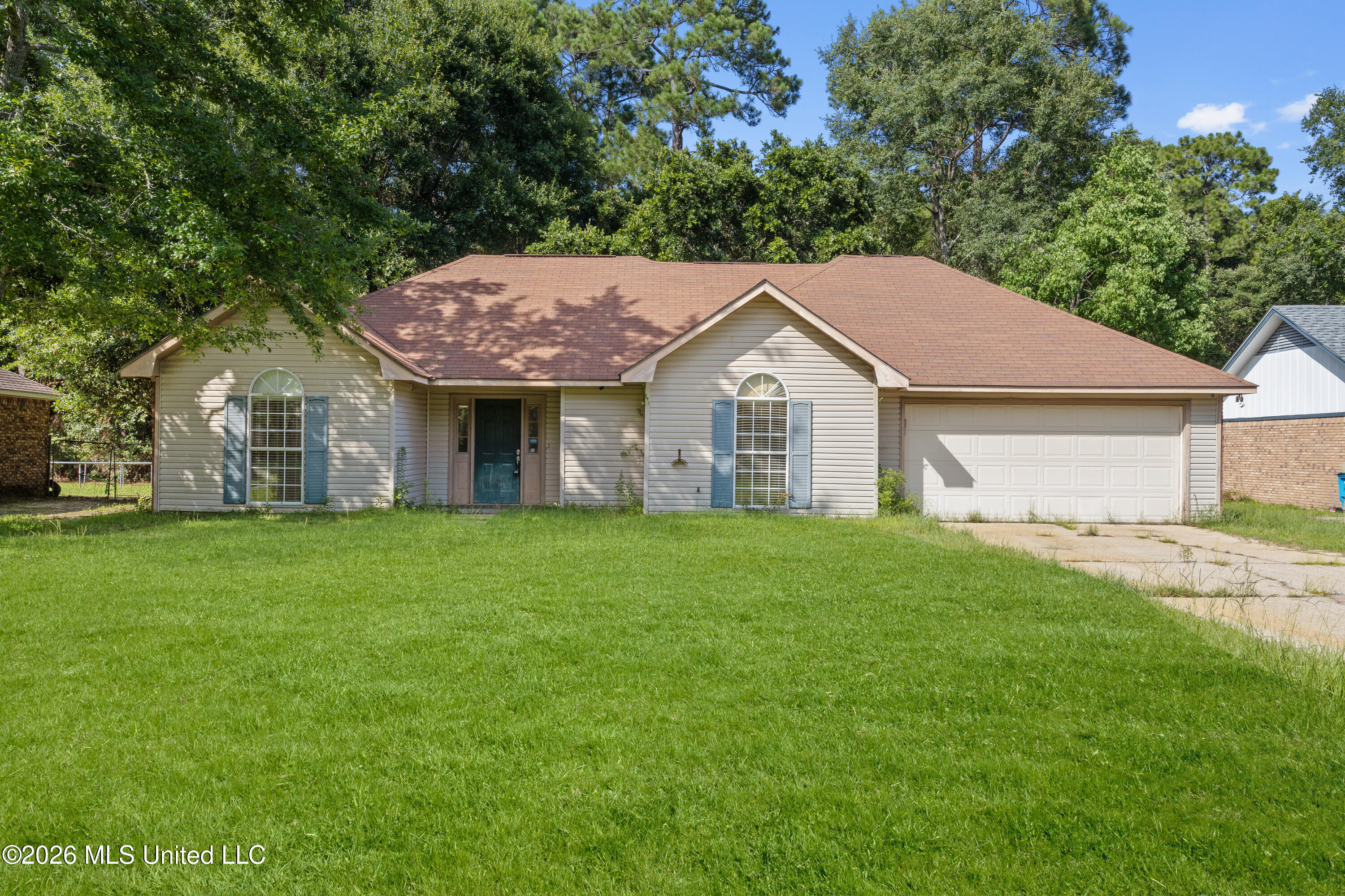 7020 Red Bud Lane