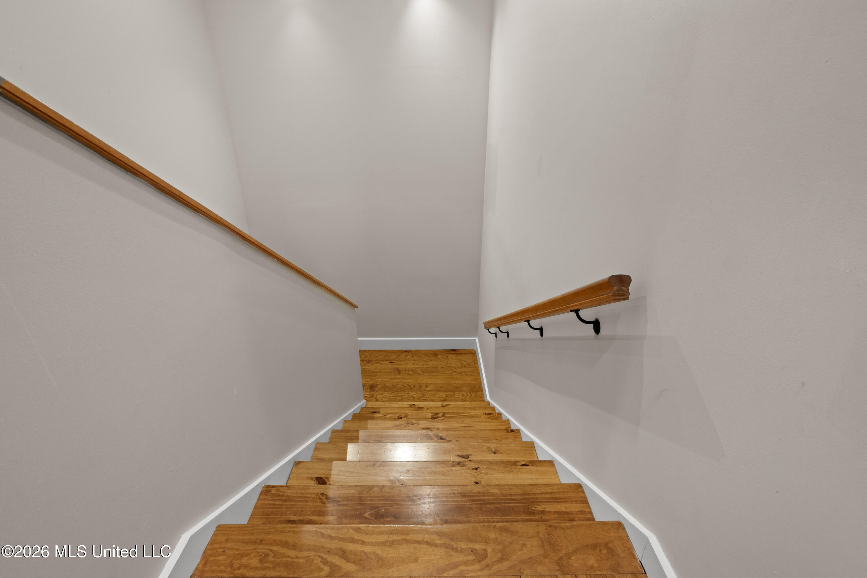1305 Fort Street