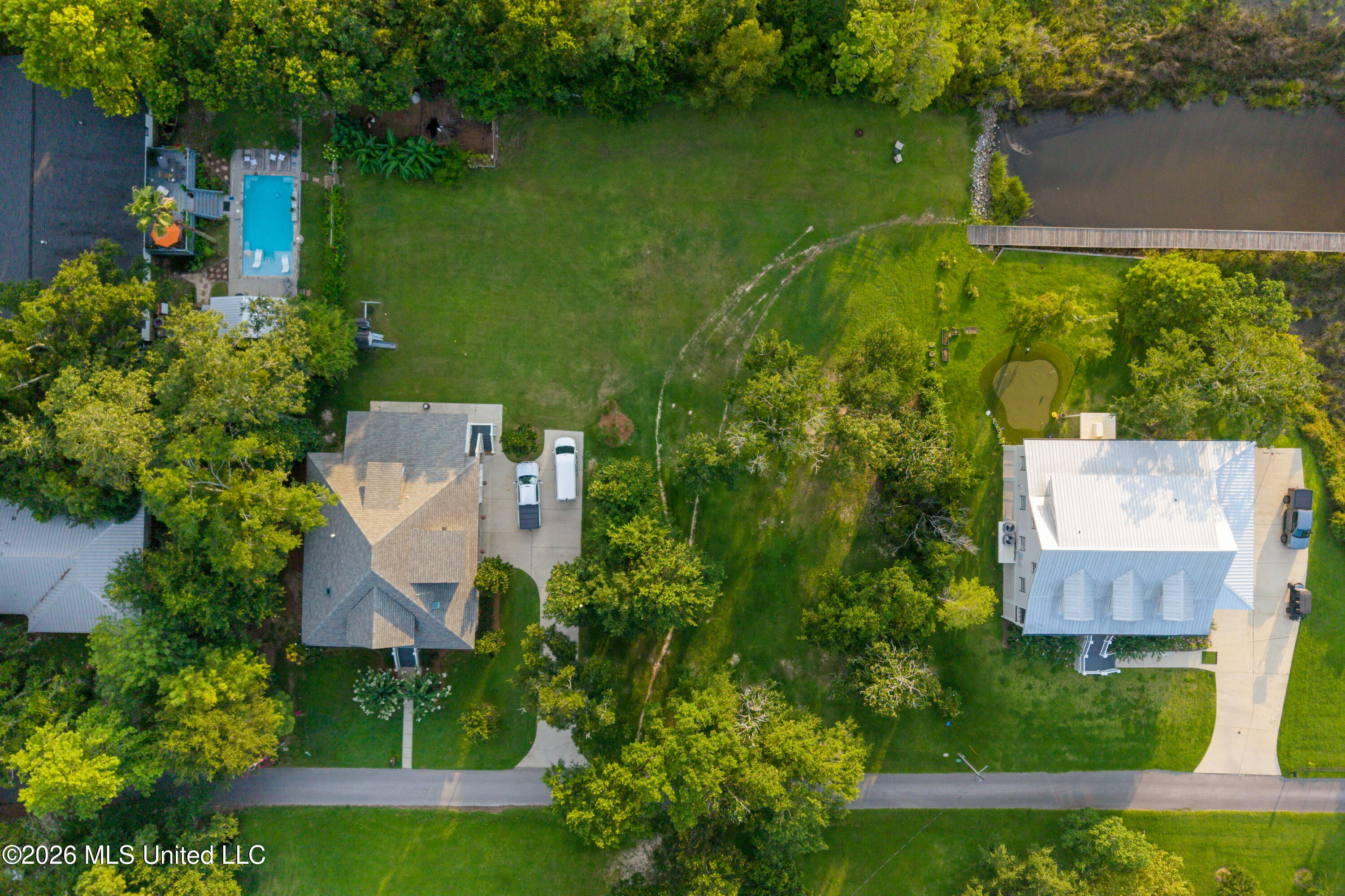 1305 Fort Street
