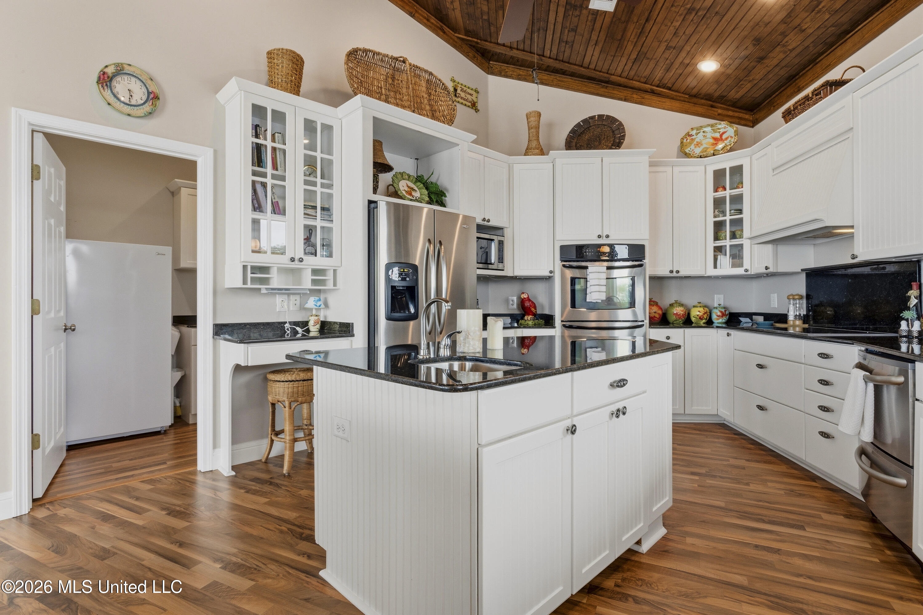 6017 W Belle Fontaine Drive