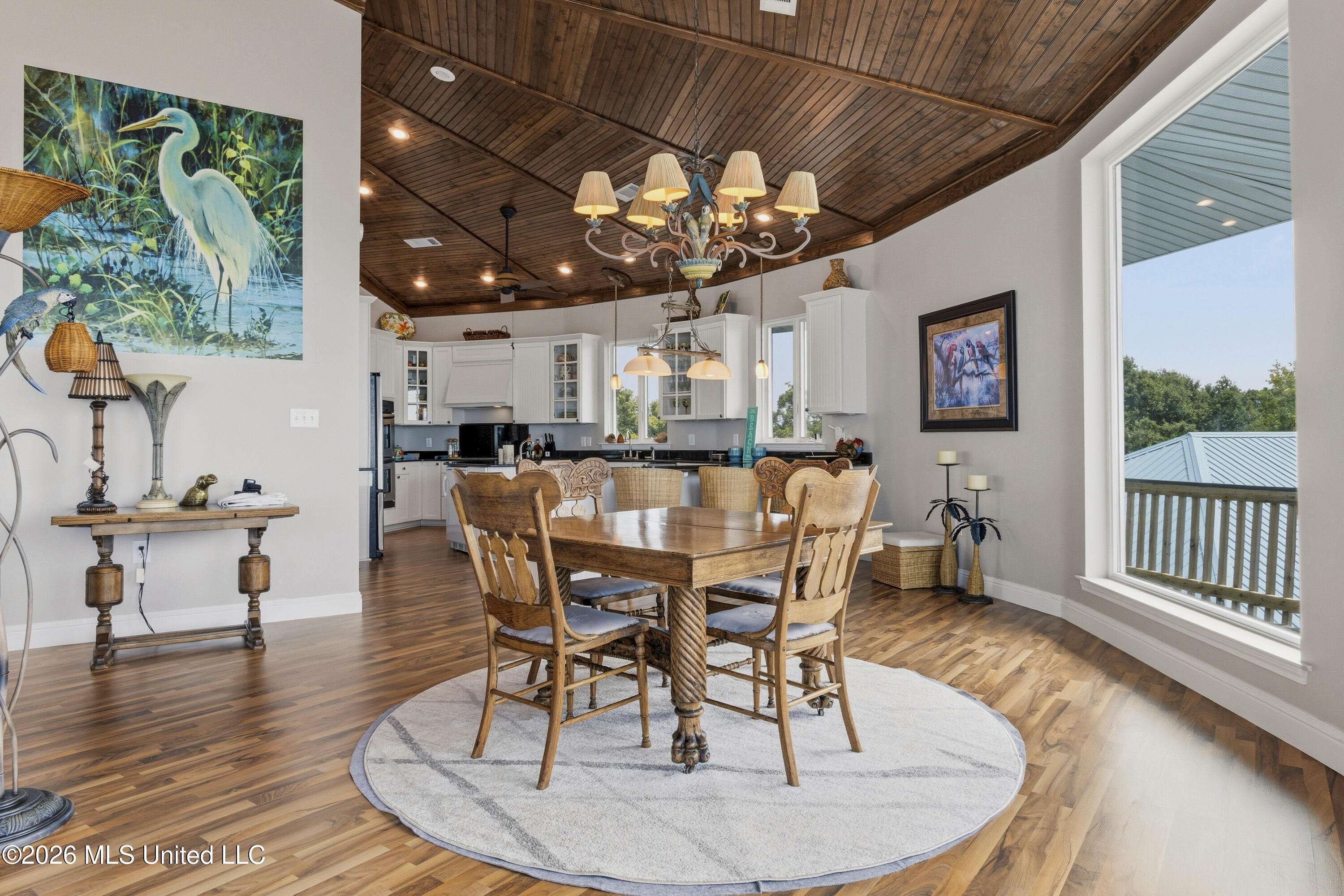 6017 W Belle Fontaine Drive