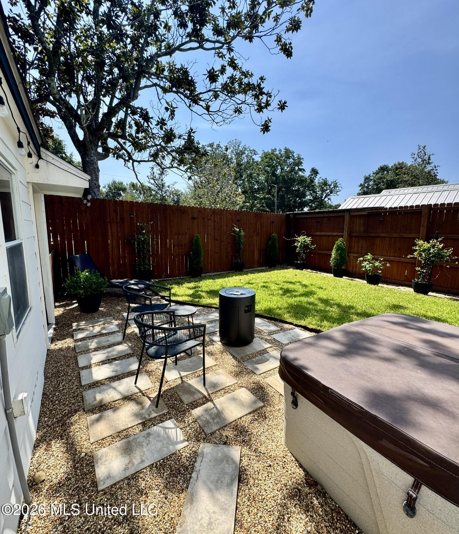 406 Russell Avenue