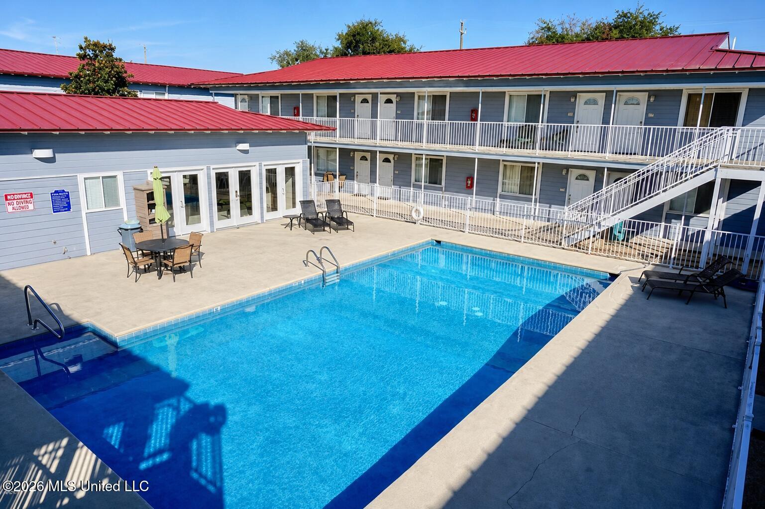 1664 Beach Boulevard, D-74