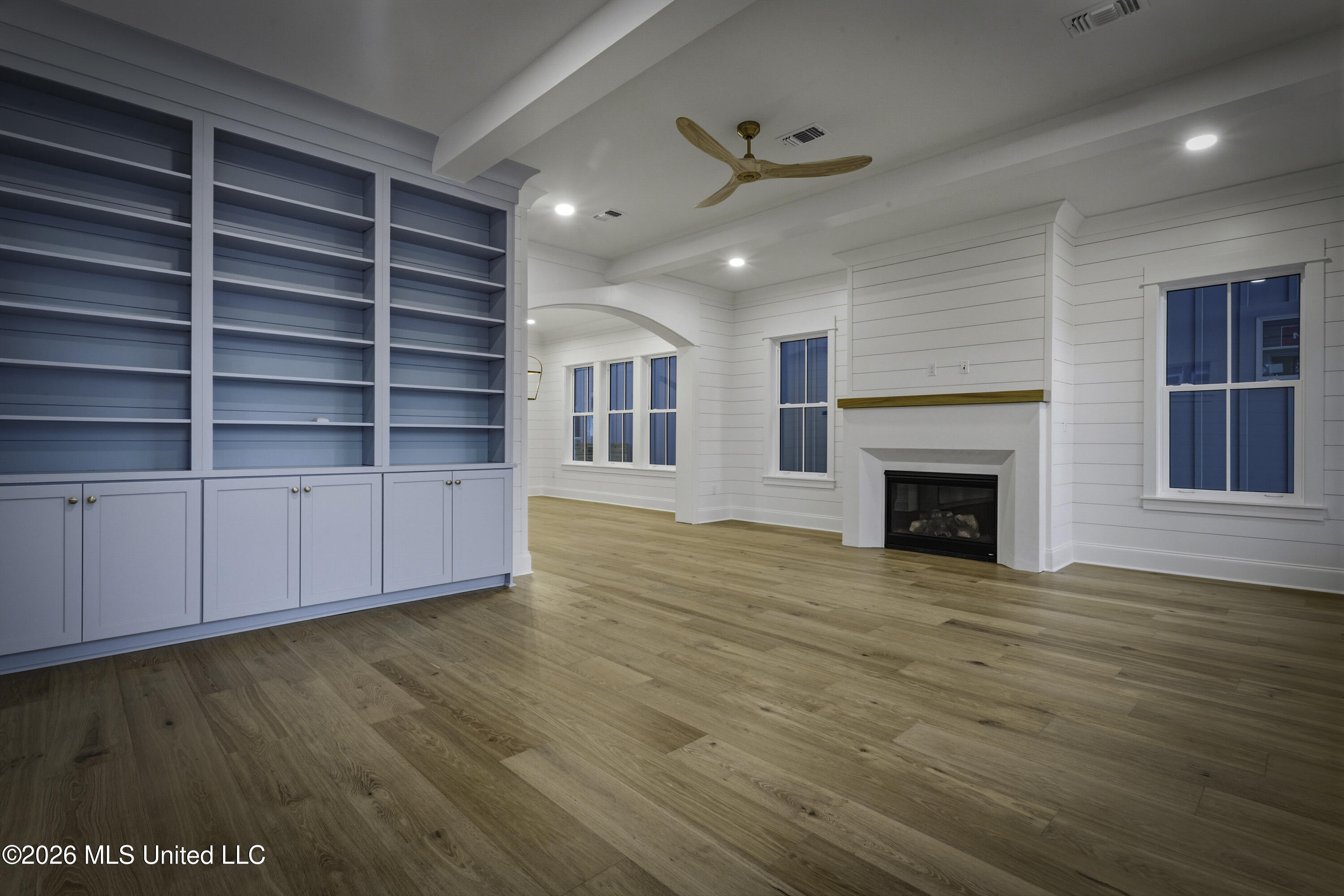 201 Saint George Avenue