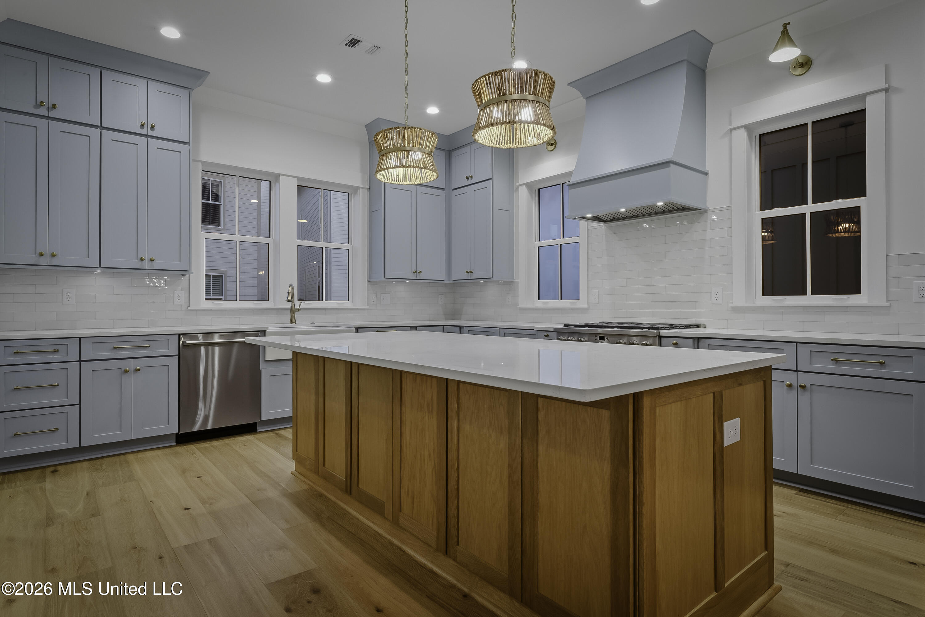 201 Saint George Avenue