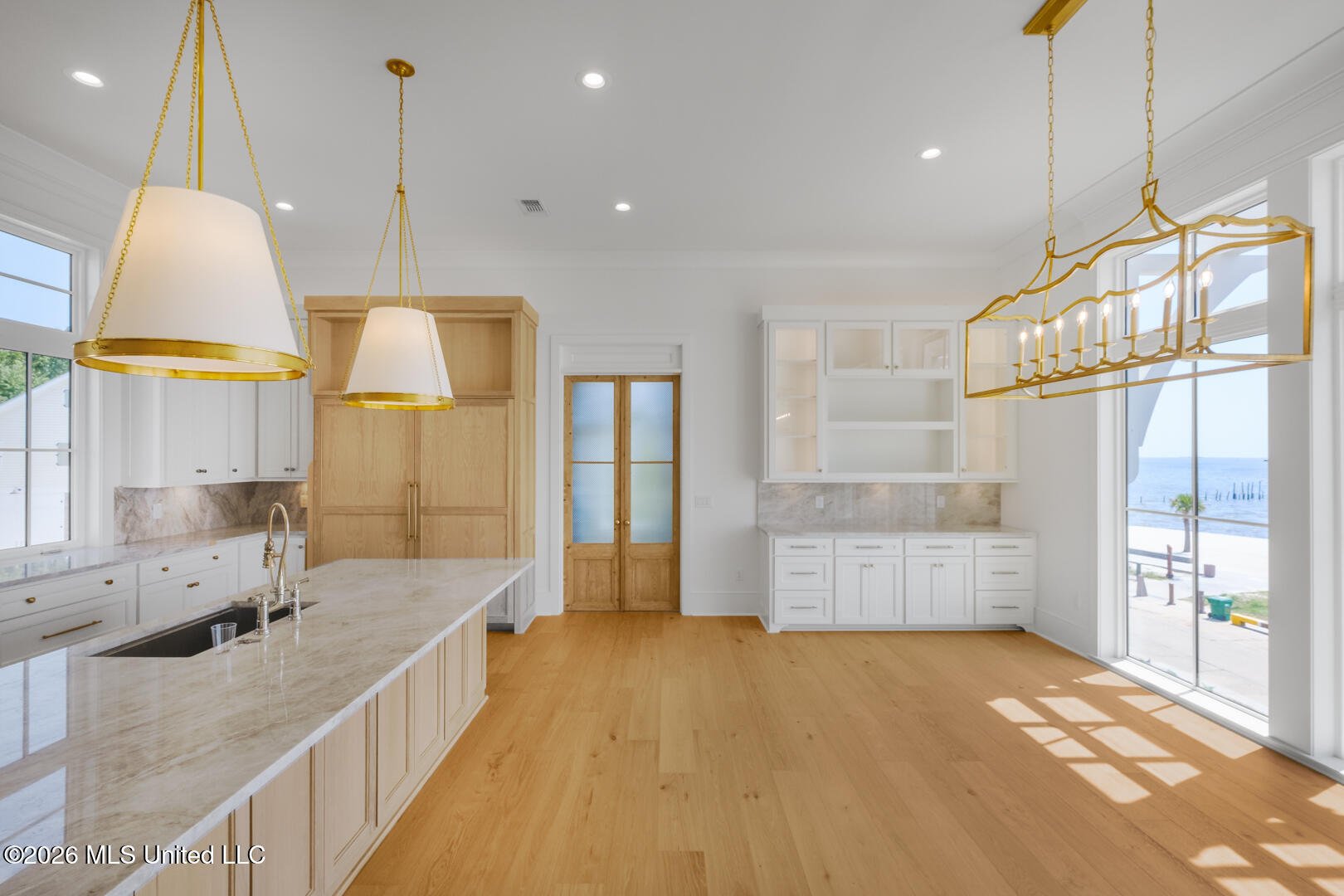 201 Saint George Avenue