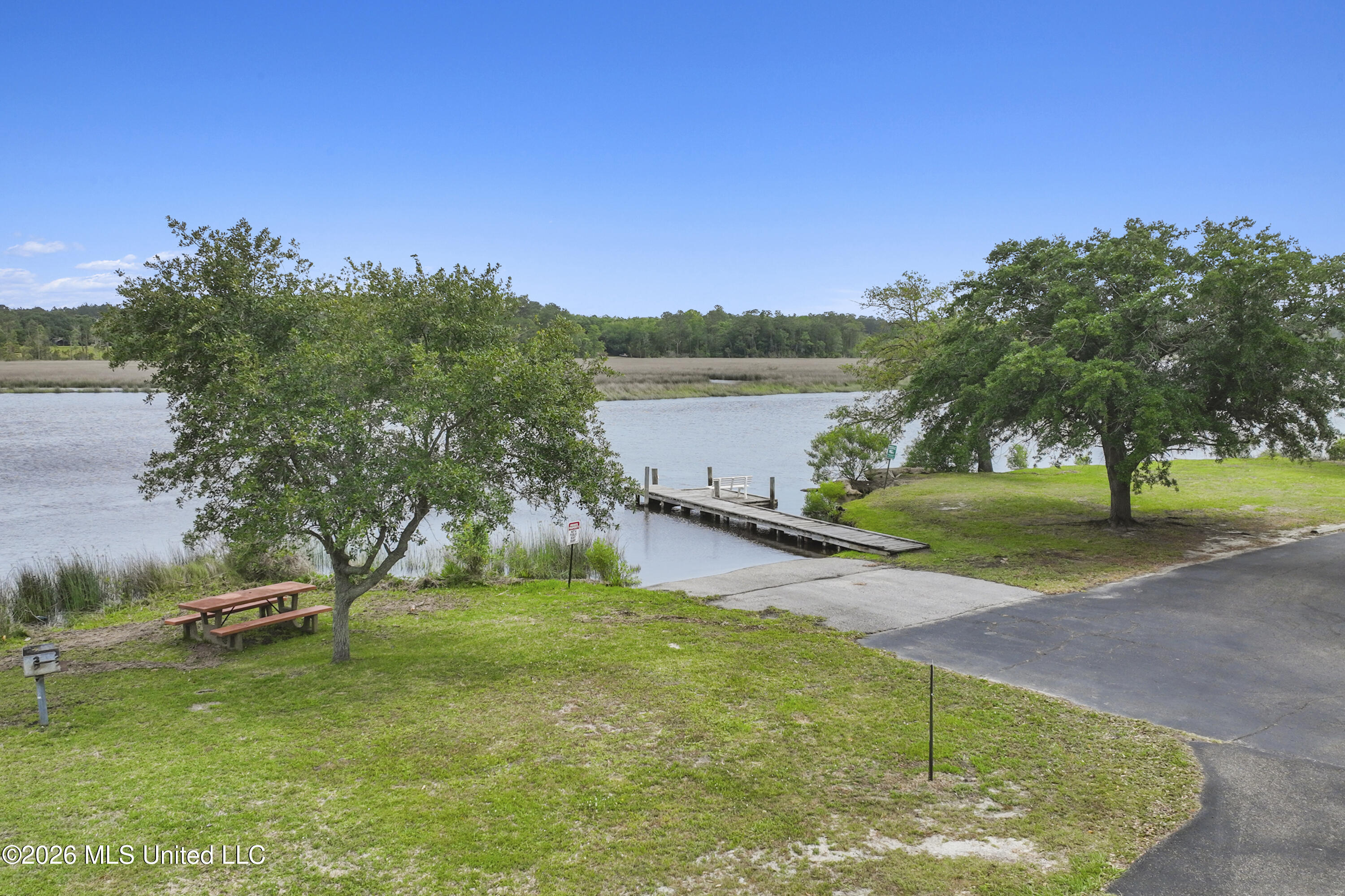 3230 Cumberland Road, 209