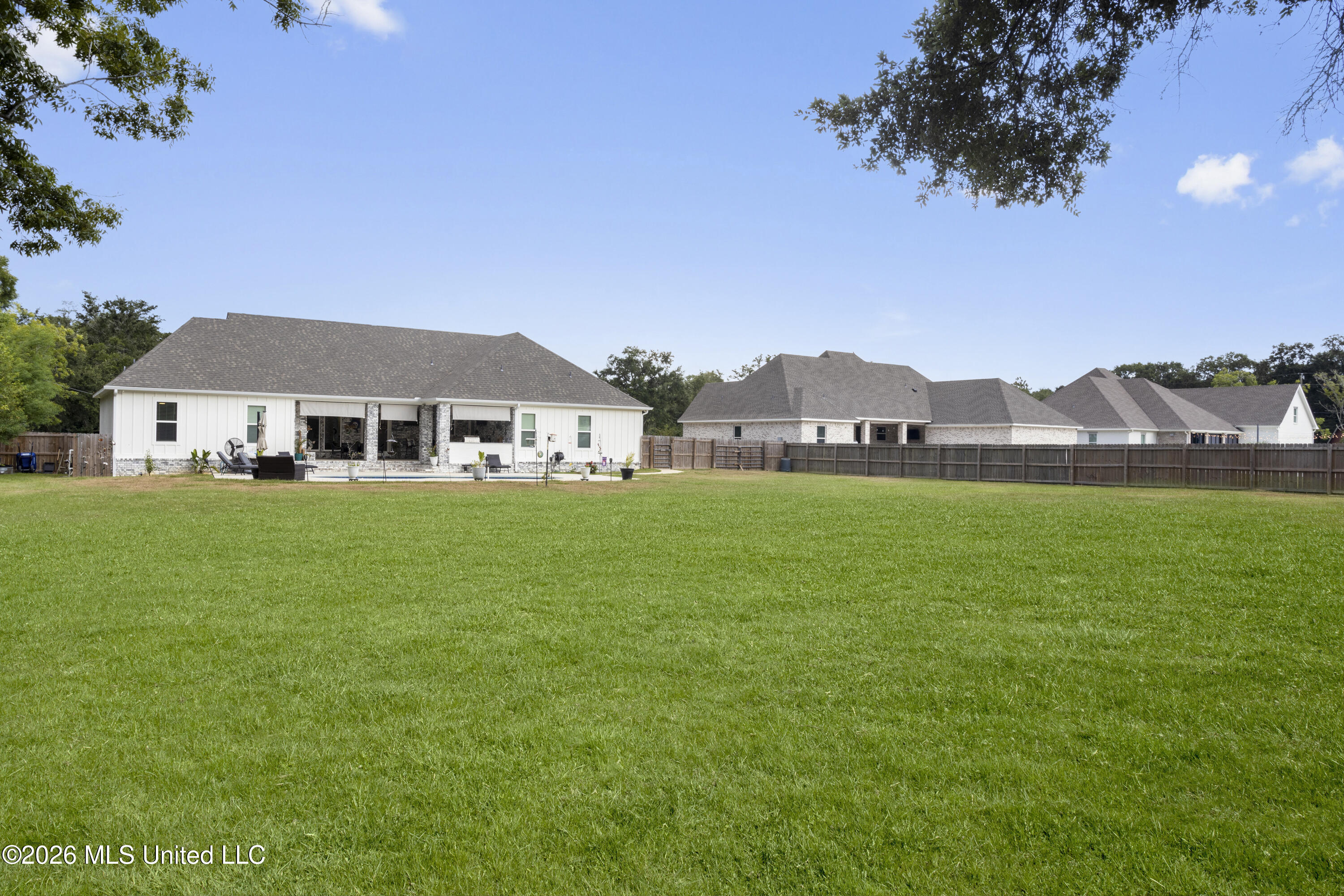 1739 Noble Road