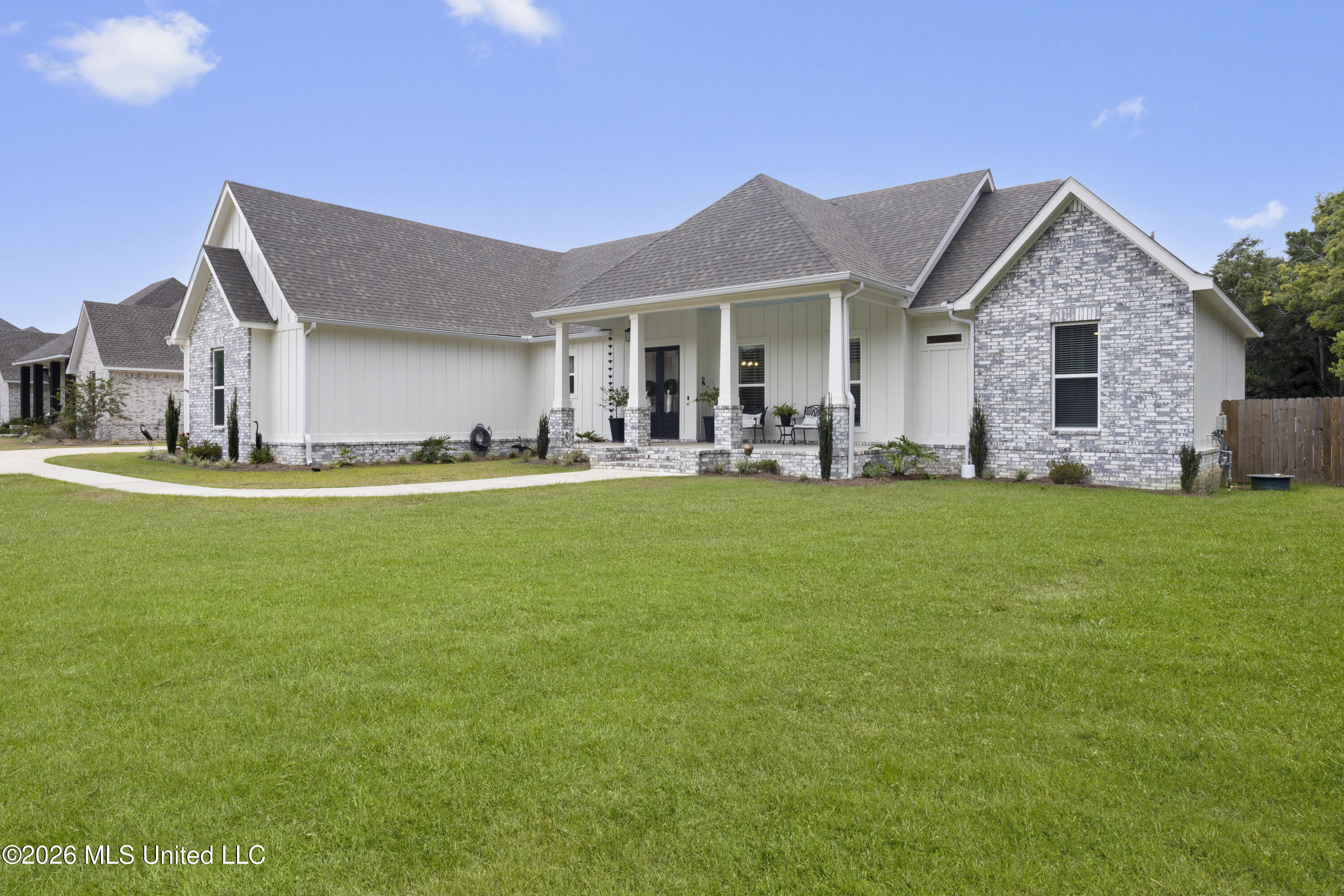 1739 Noble Road