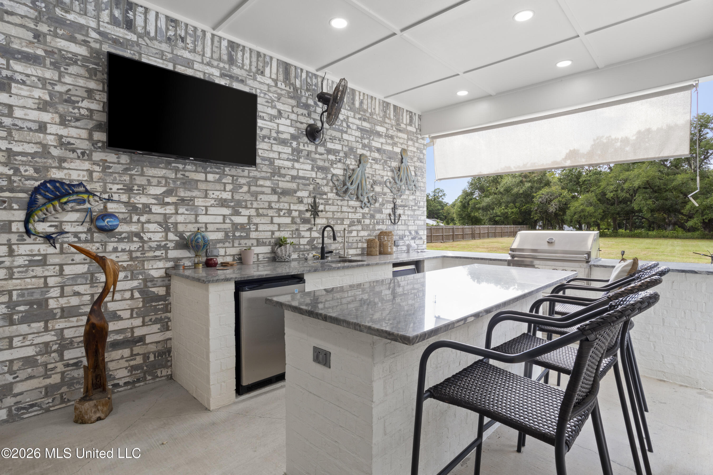 1739 Noble Road